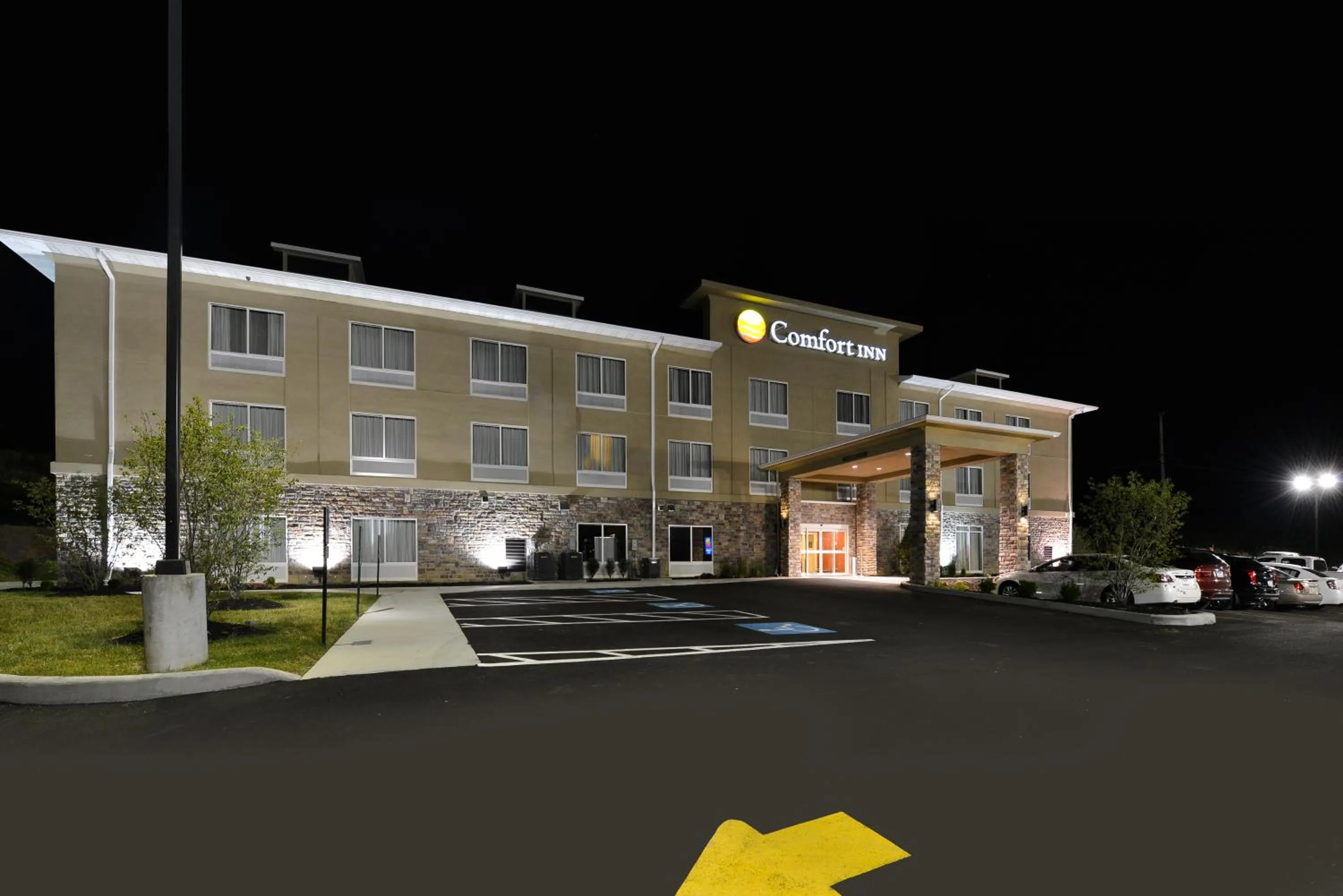 Property building in Comfort Inn St Clairsville