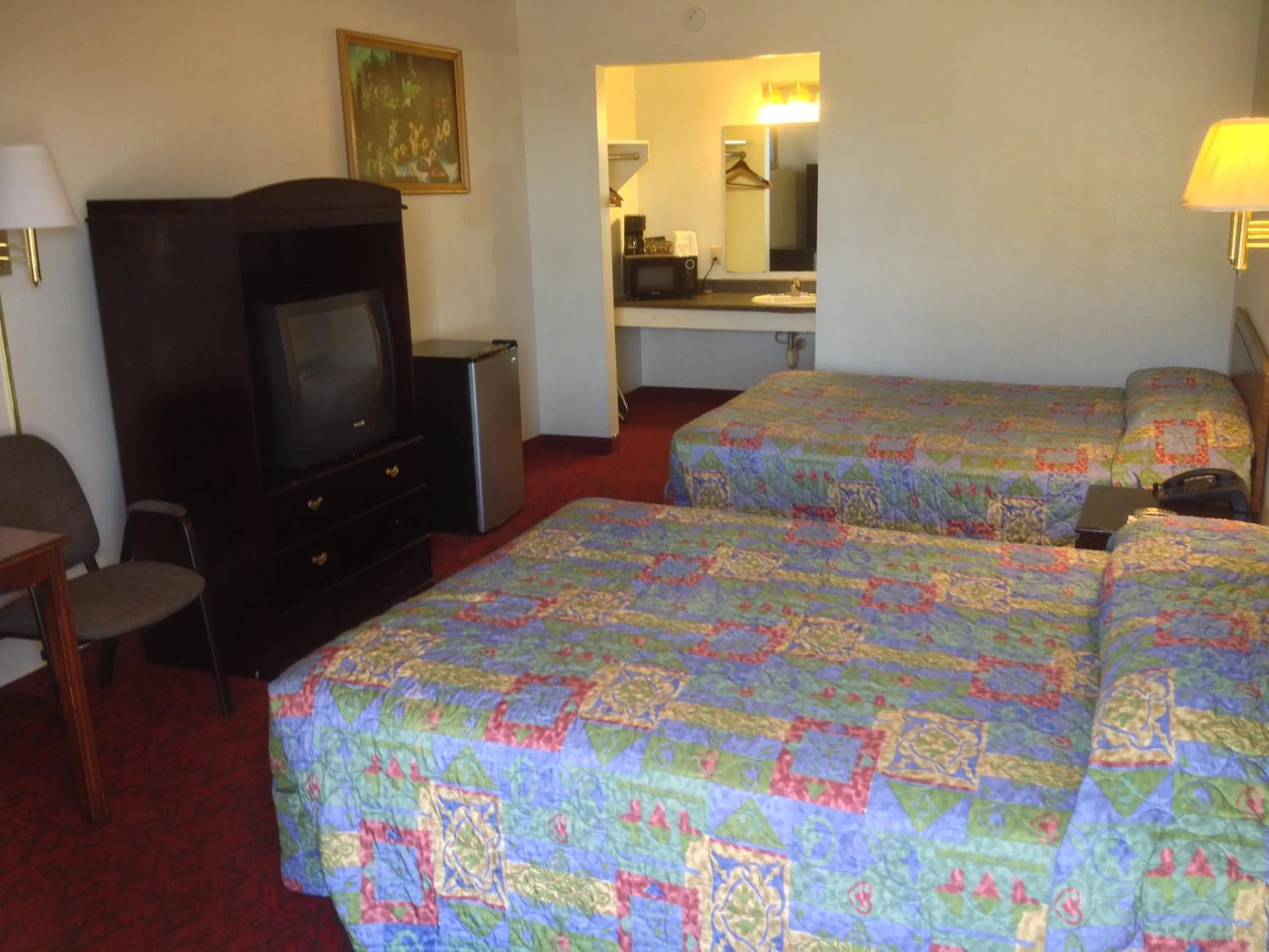 Bedroom, Bed in American Dream Inn