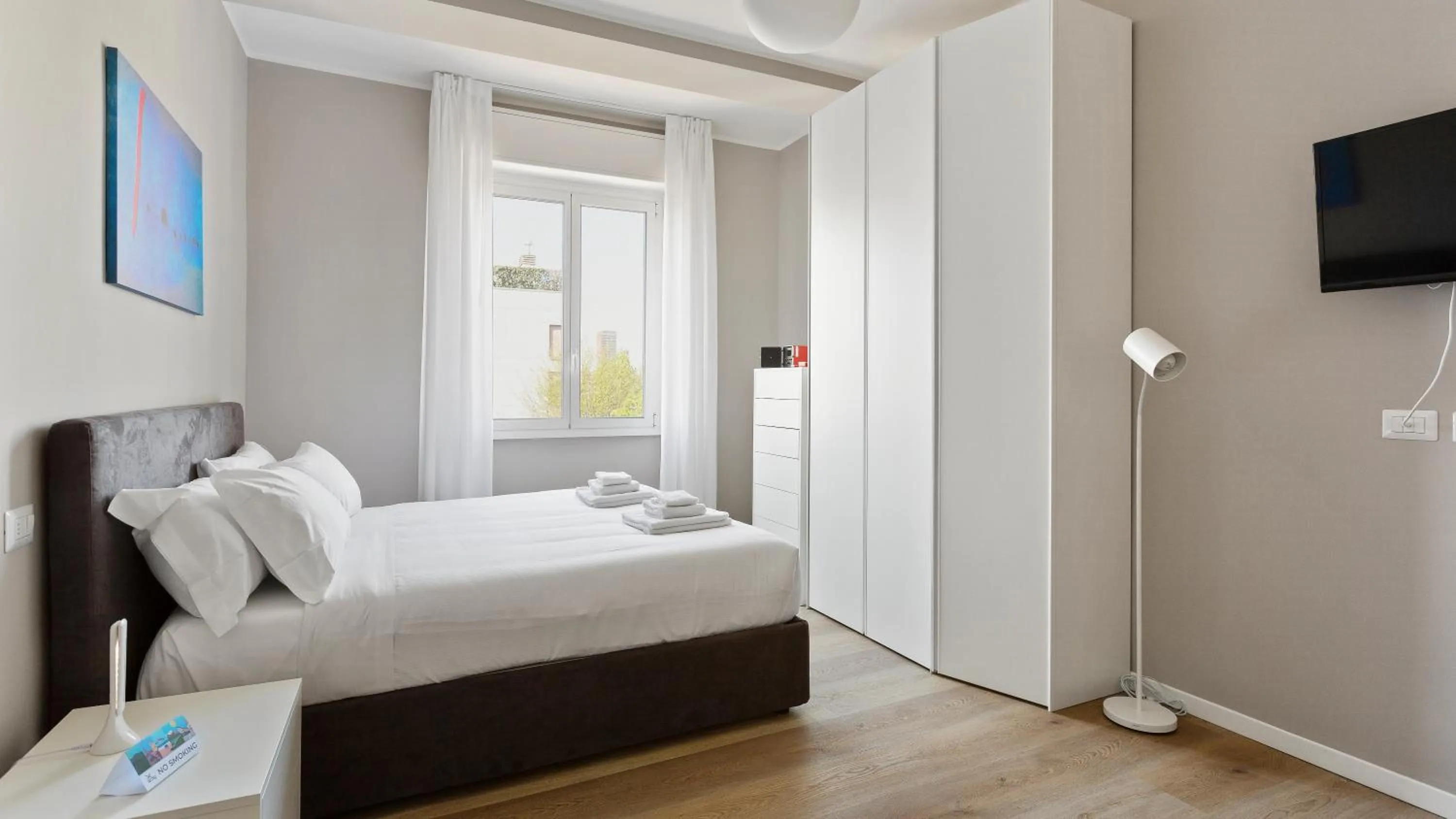 Bed in Italianway Easy - Largo Allegri 4