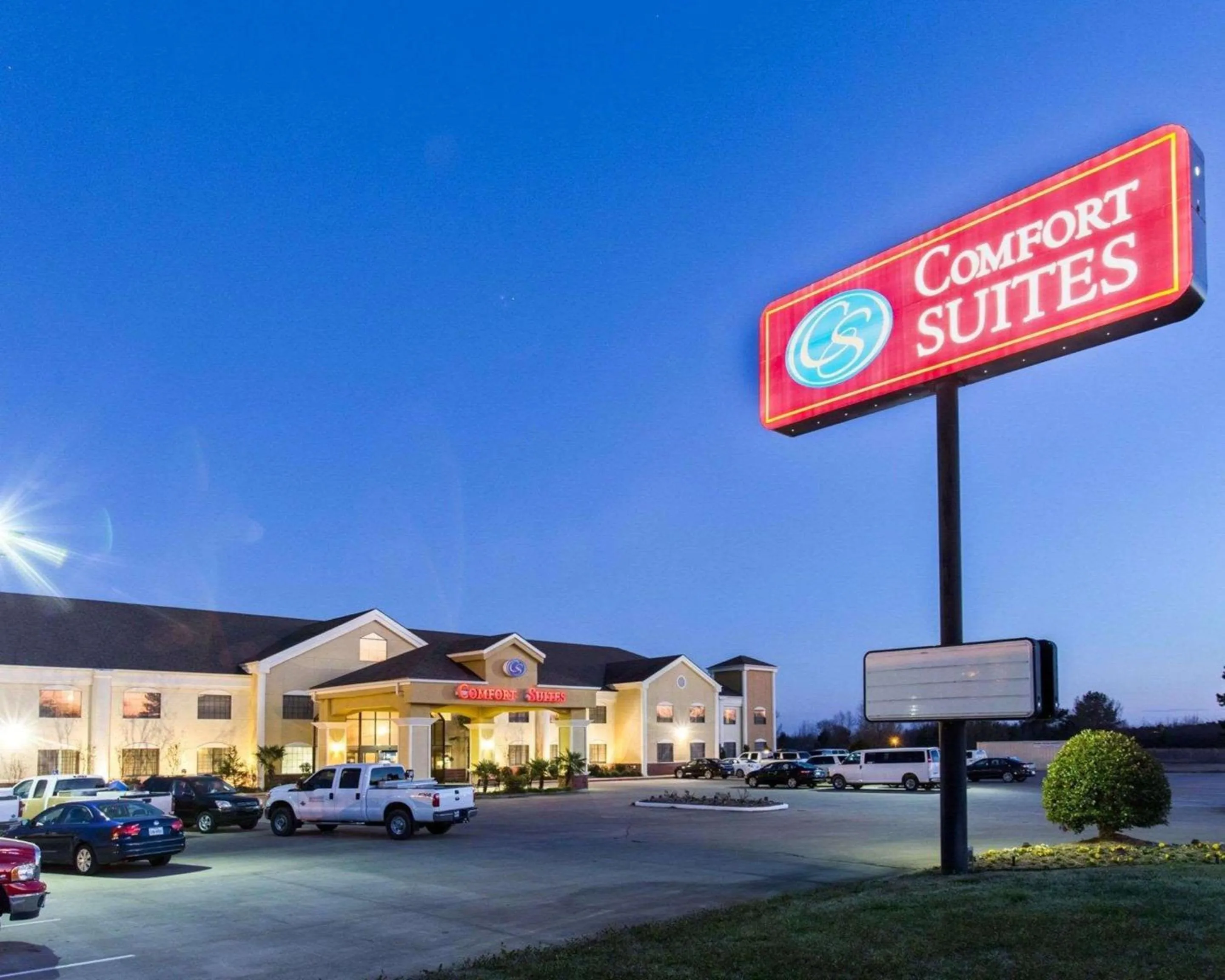 Property building in Comfort Suites Idabel