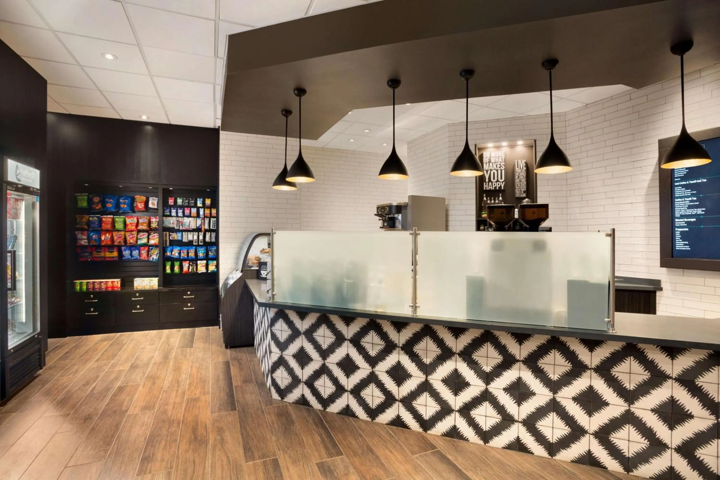 Restaurant/places to eat in Embassy Suites Dallas - DFW Airport North