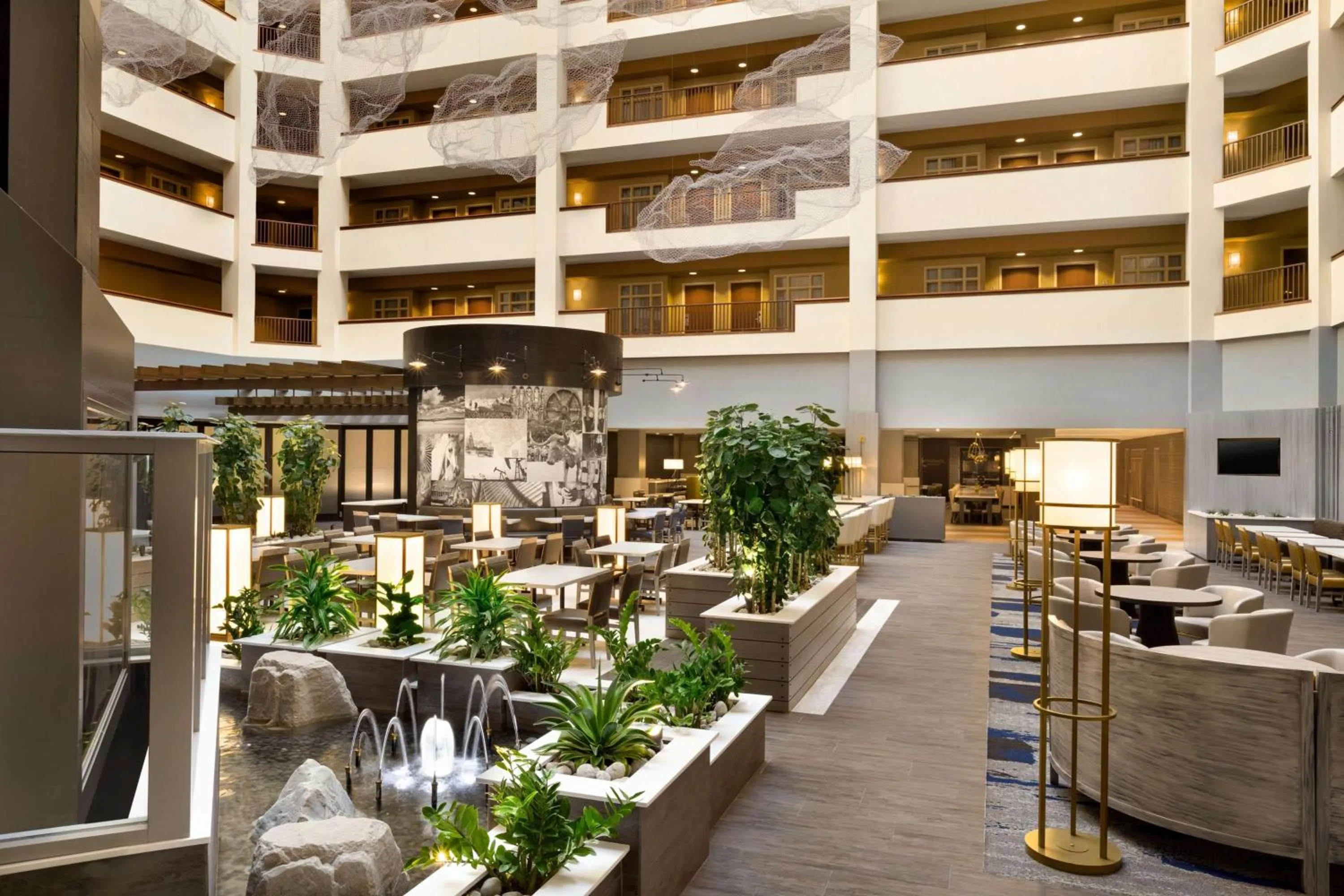 Lobby or reception in Embassy Suites Dallas - DFW Airport North