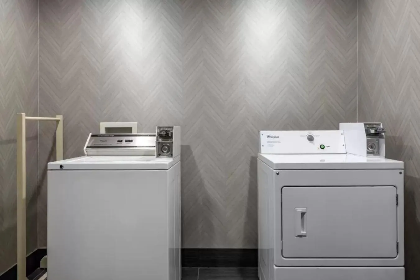 laundry in Comfort Inn & Suites Pauls Valley - City Lake