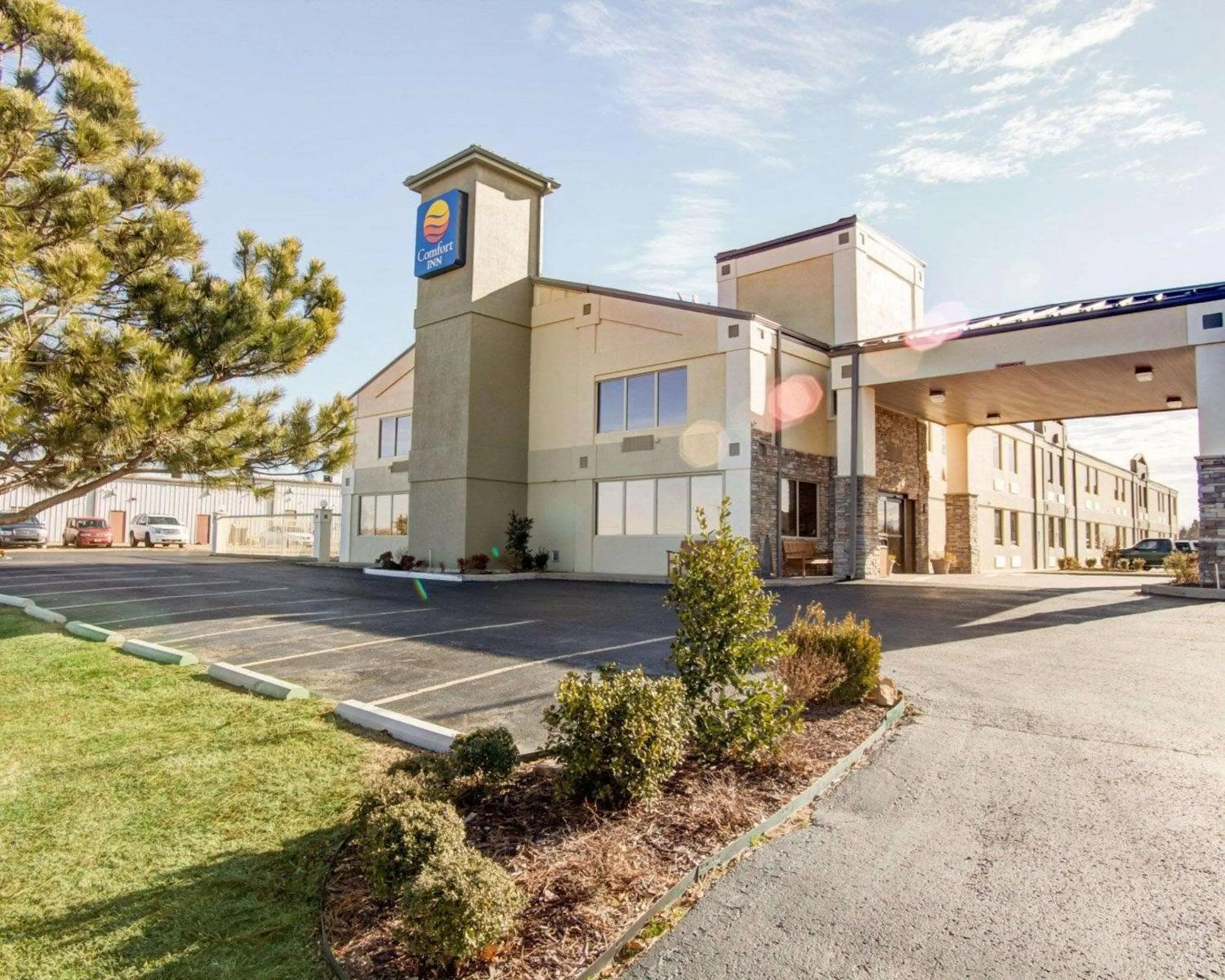 Property Building in Hotel Muskogee