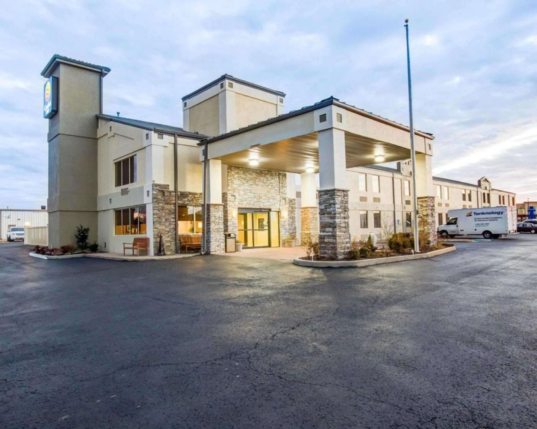 Property Building in Hotel Muskogee