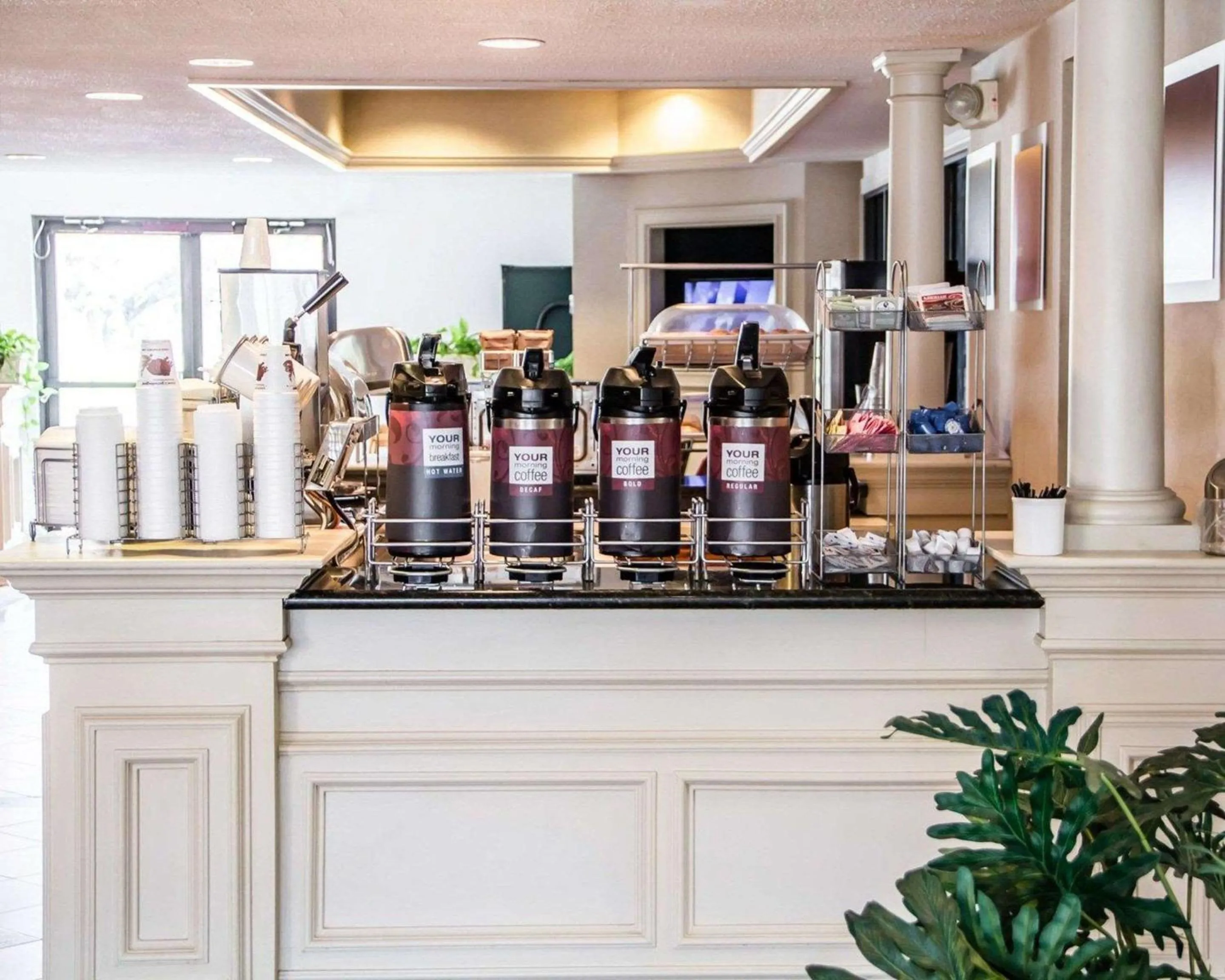 Breakfast in Comfort Suites McAlester