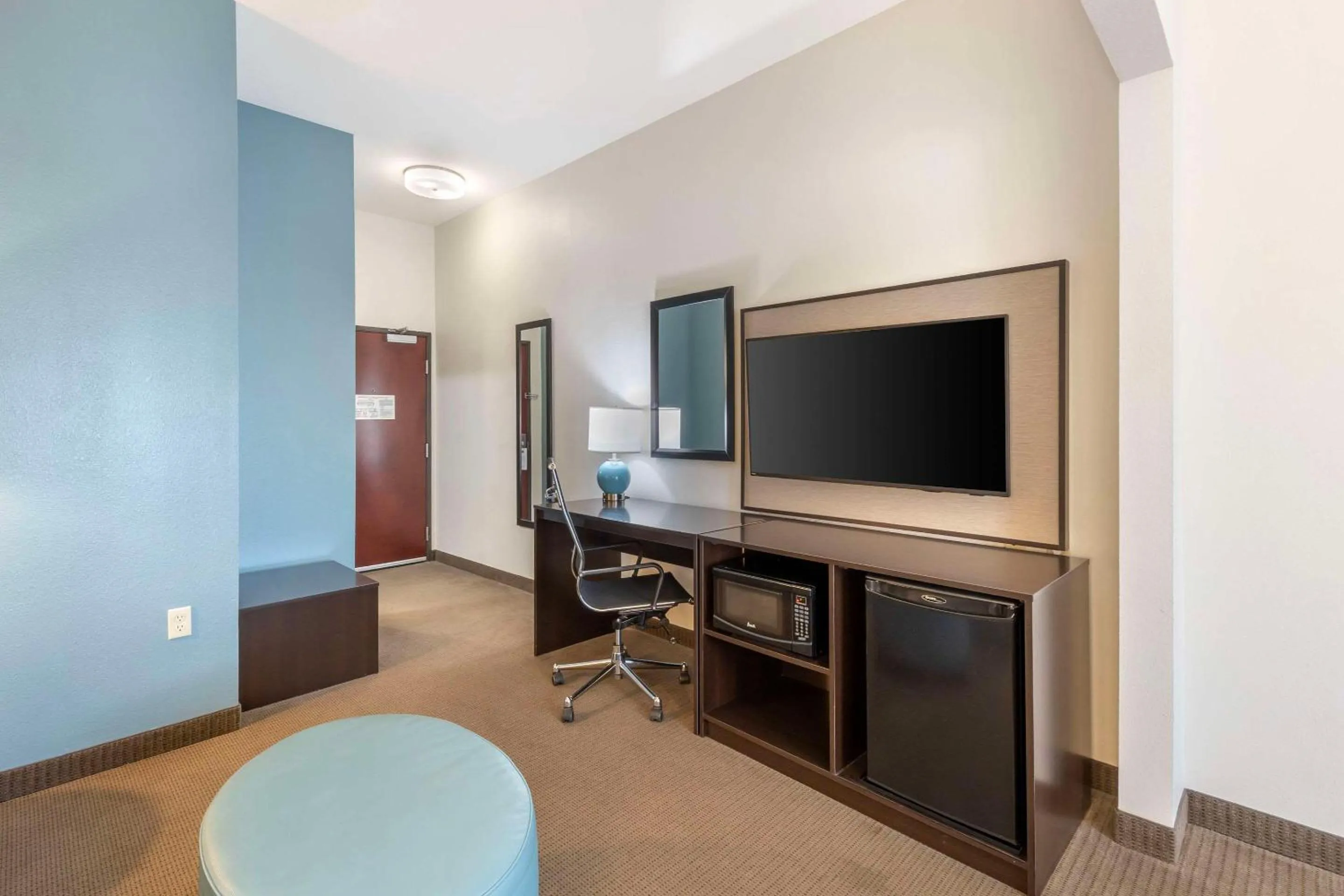 Bedroom in Sleep Inn & Suites Norman near University