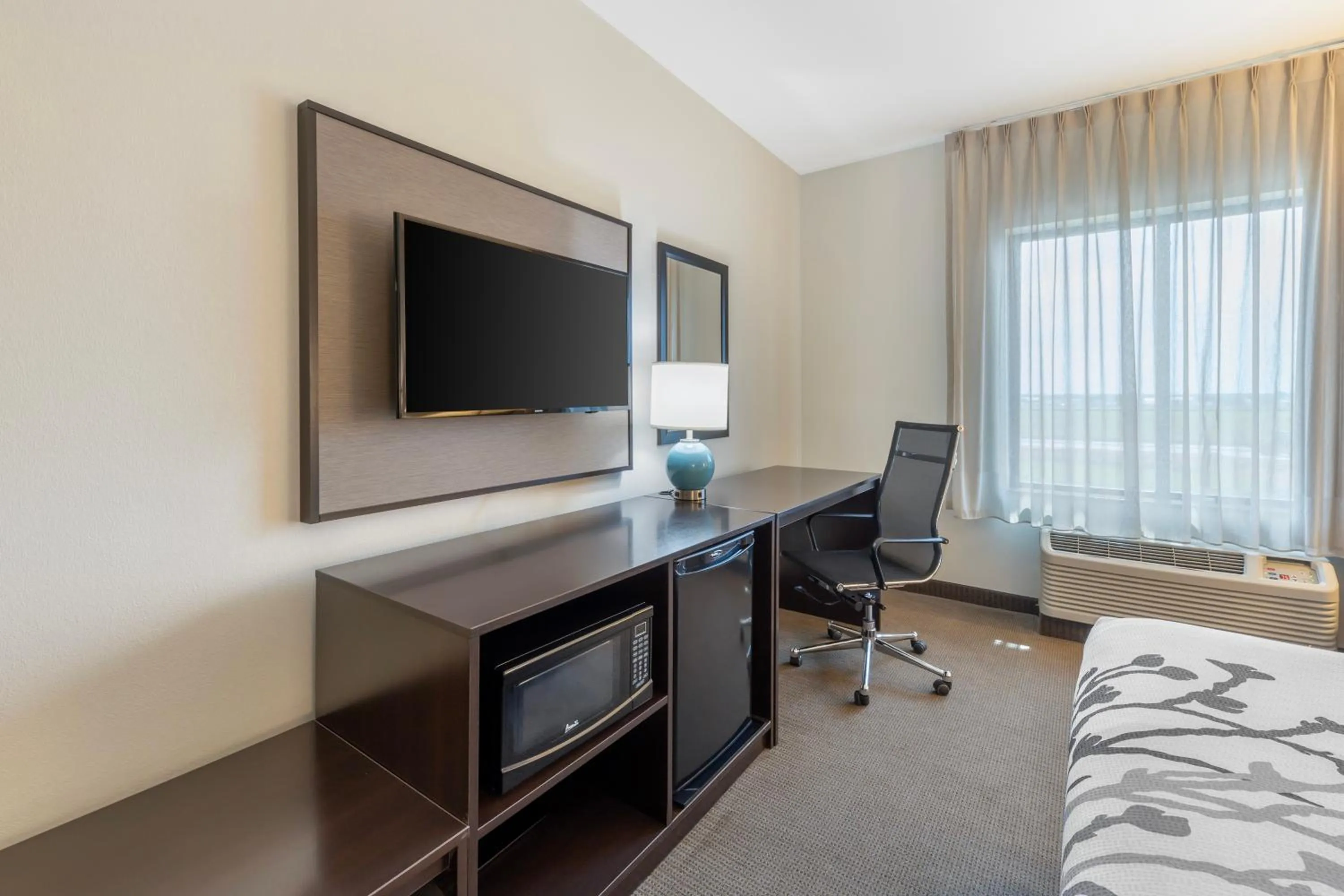 Bed in Sleep Inn & Suites Norman near University