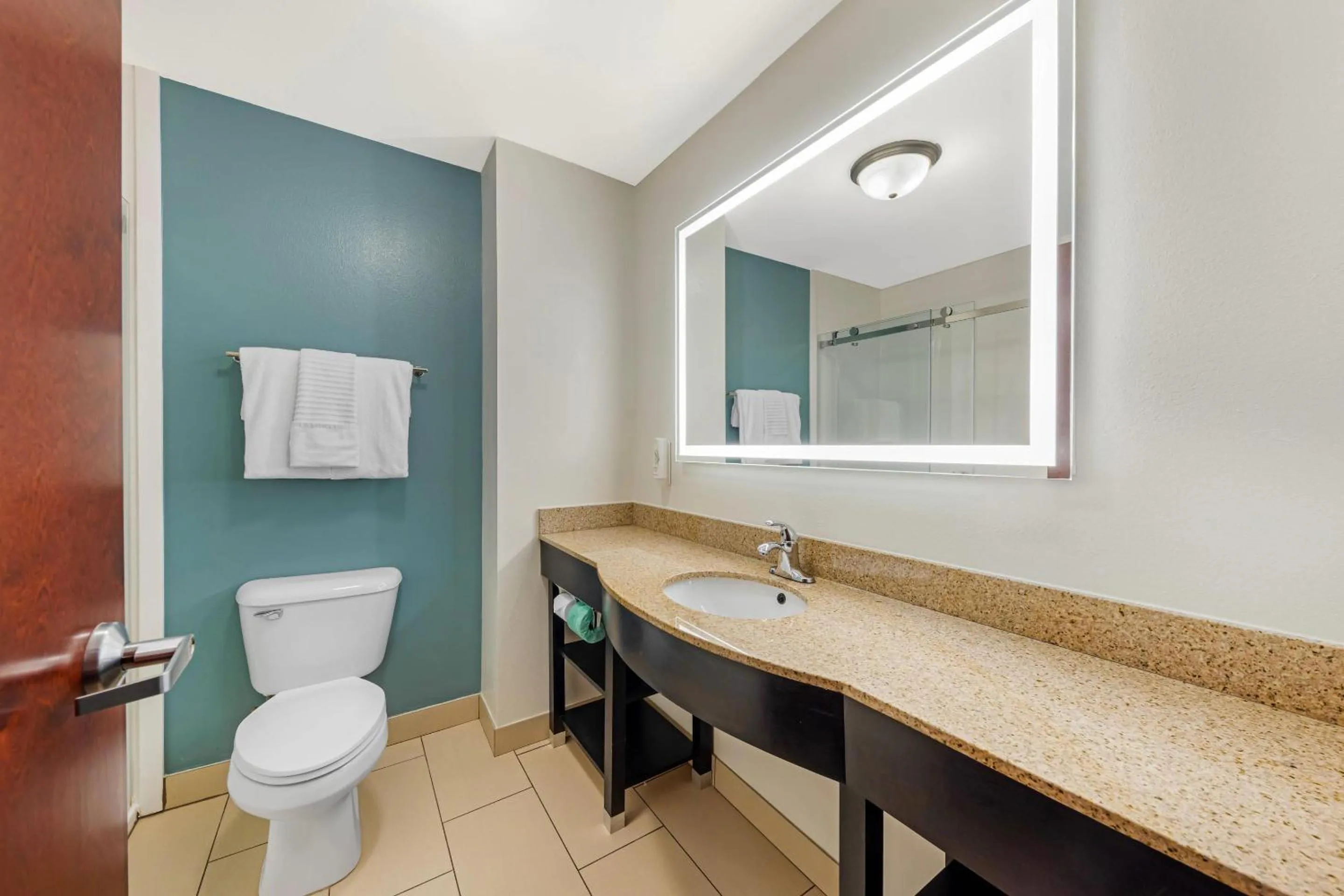 Bedroom in Sleep Inn & Suites Norman near University