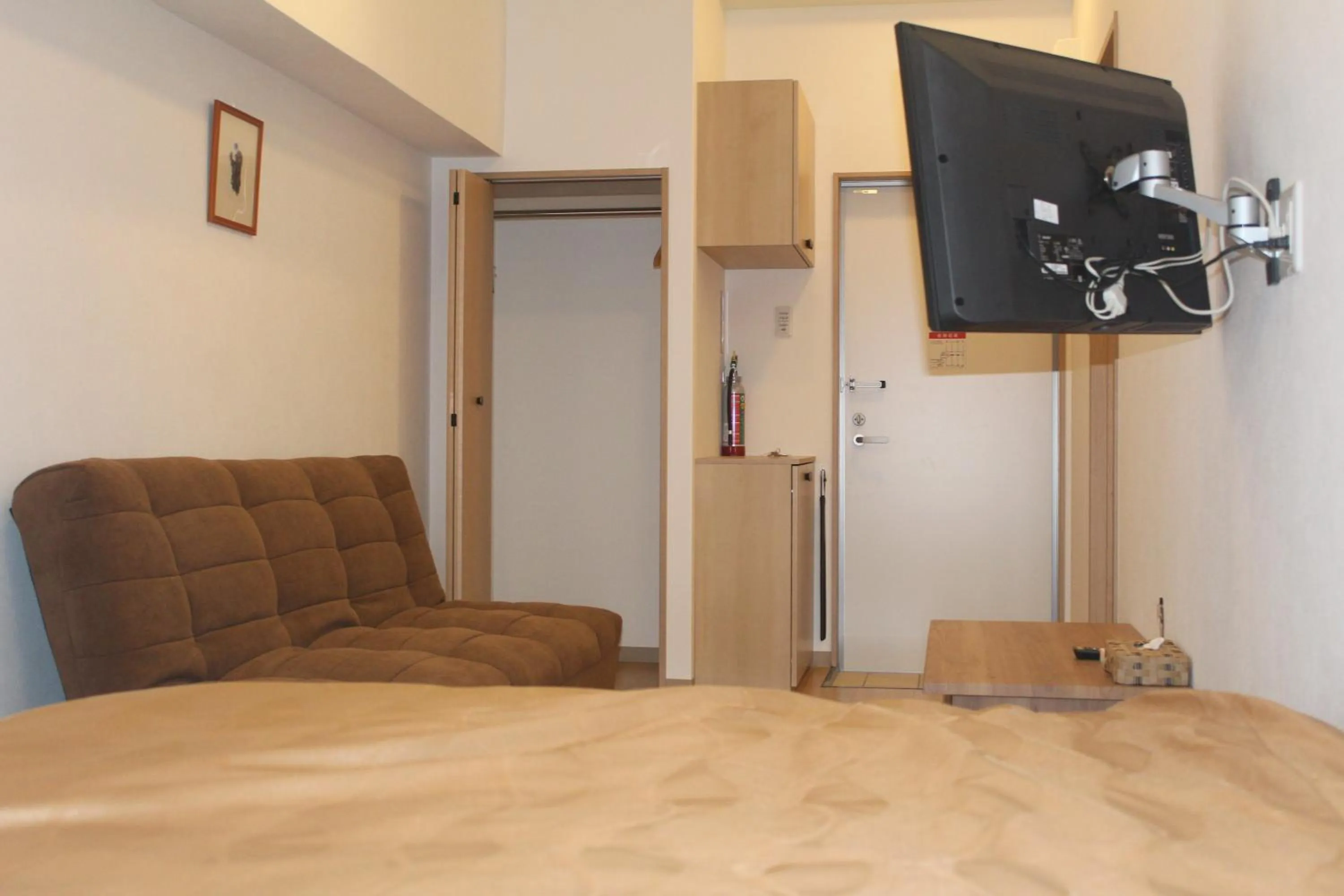 Photo of the whole room in M´s Stay Okinawa