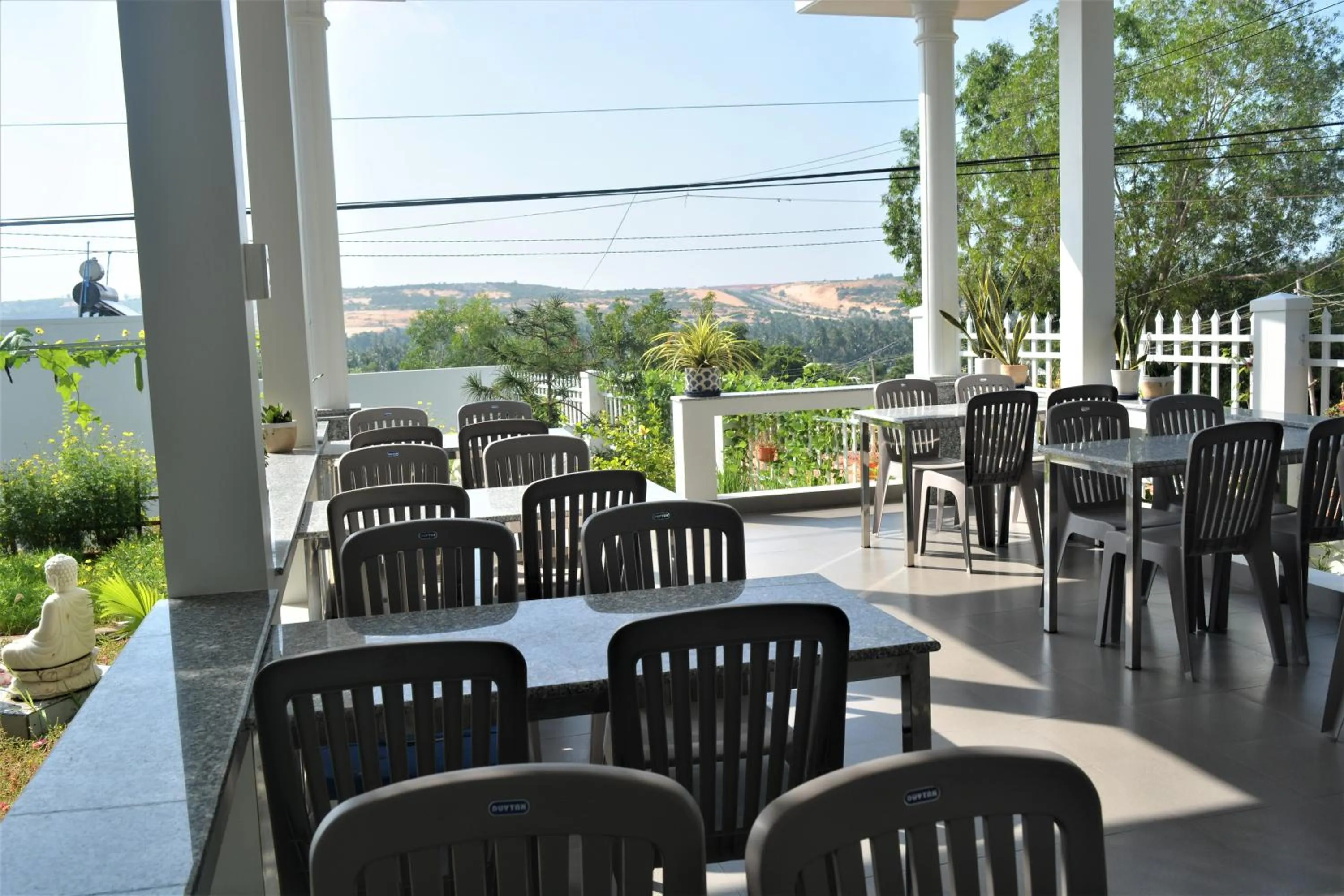 Restaurant/places to eat in Đồi Dừa Homestay