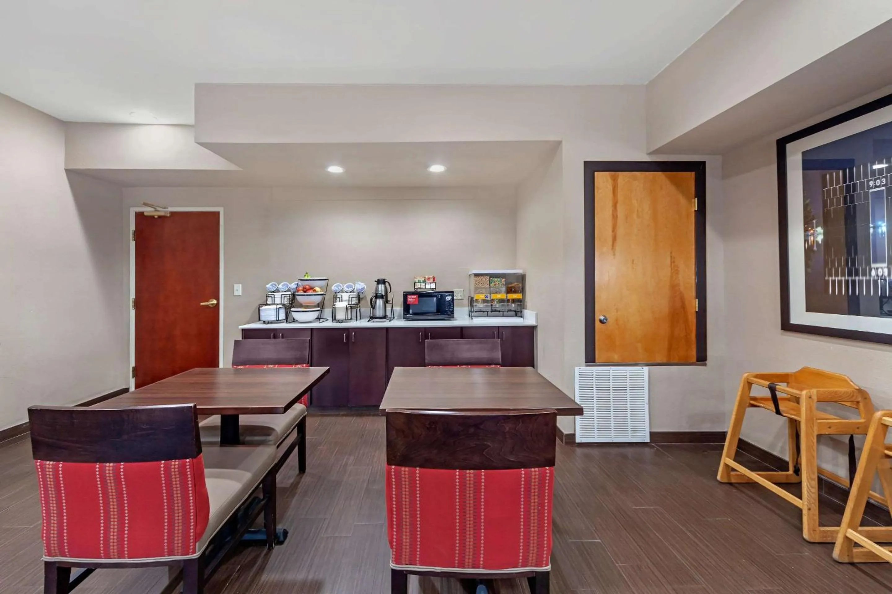 Restaurant/places to eat in Comfort Inn Oklahoma City South - I-240