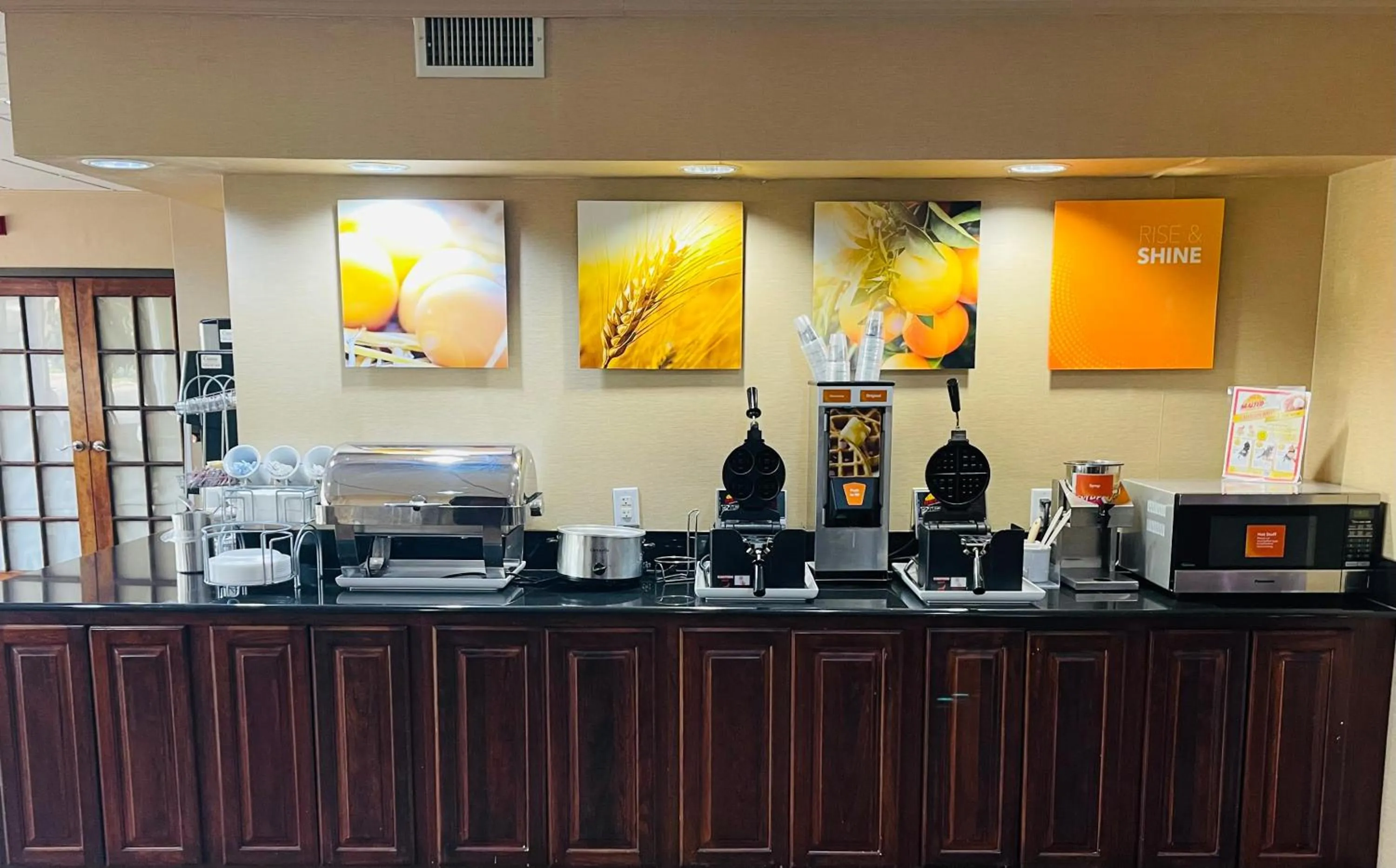 Breakfast in Ardmore Inn & Suites Ardmore