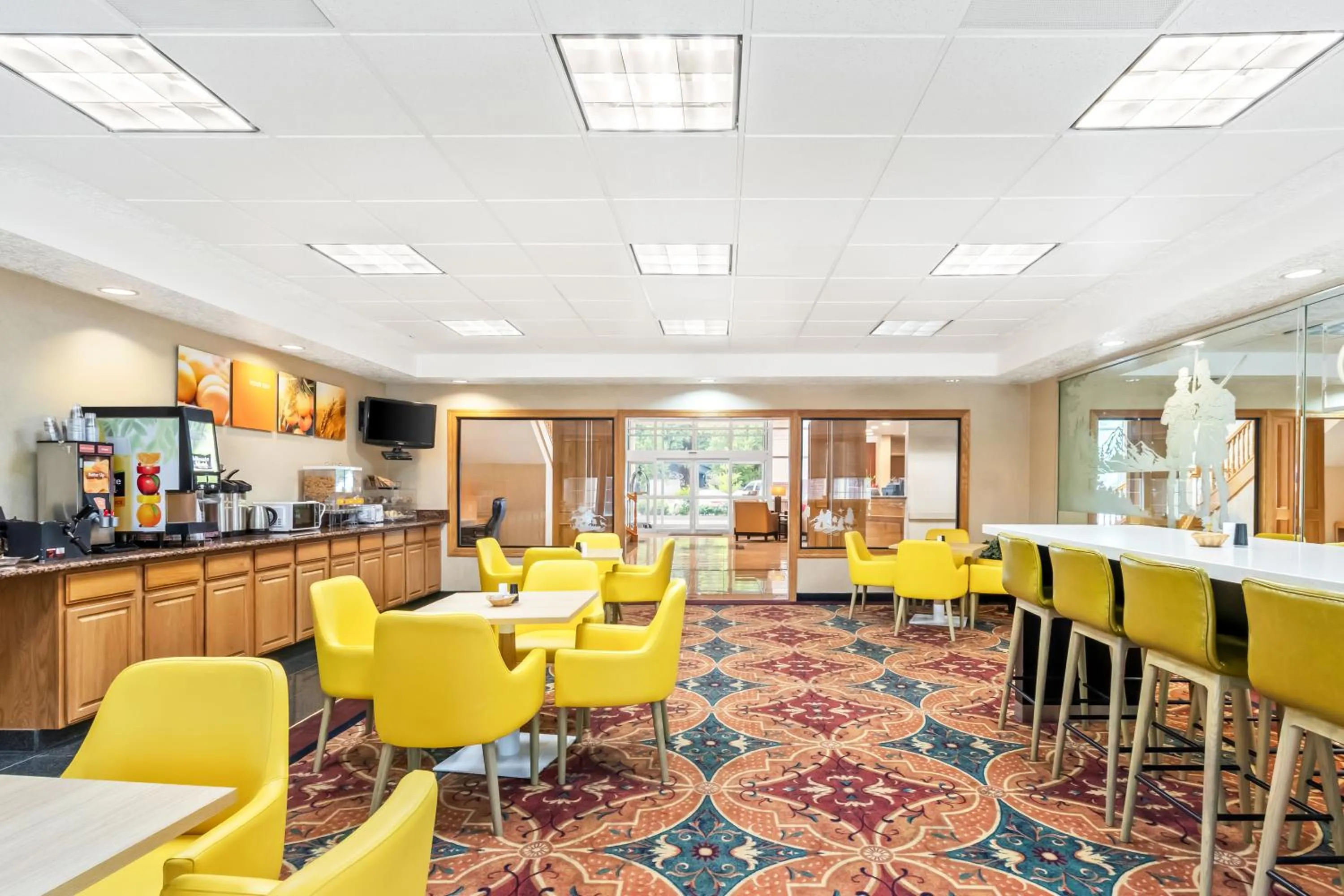 Breakfast in Comfort Suites Clackamas