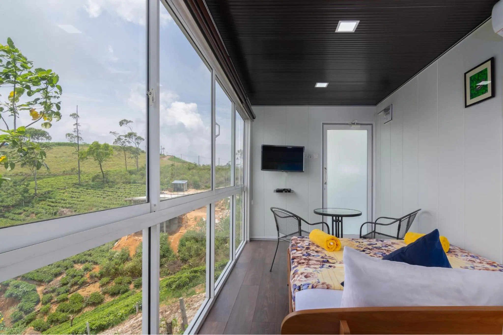 Decorative detail, Bed in Harrington Heritage