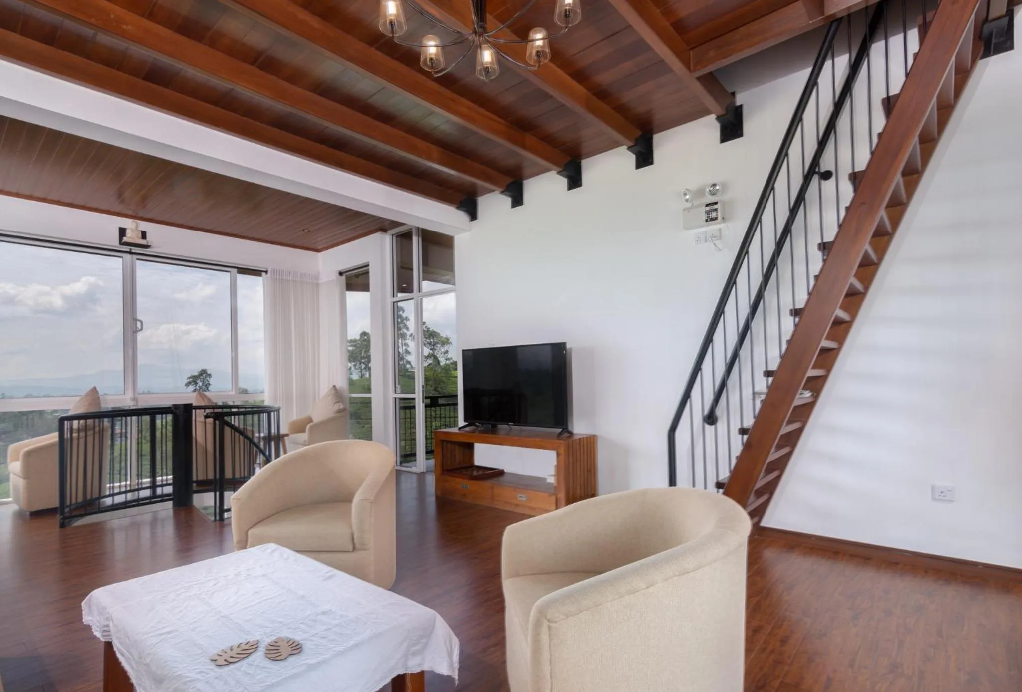 Communal lounge/ TV room in Harrington Heritage