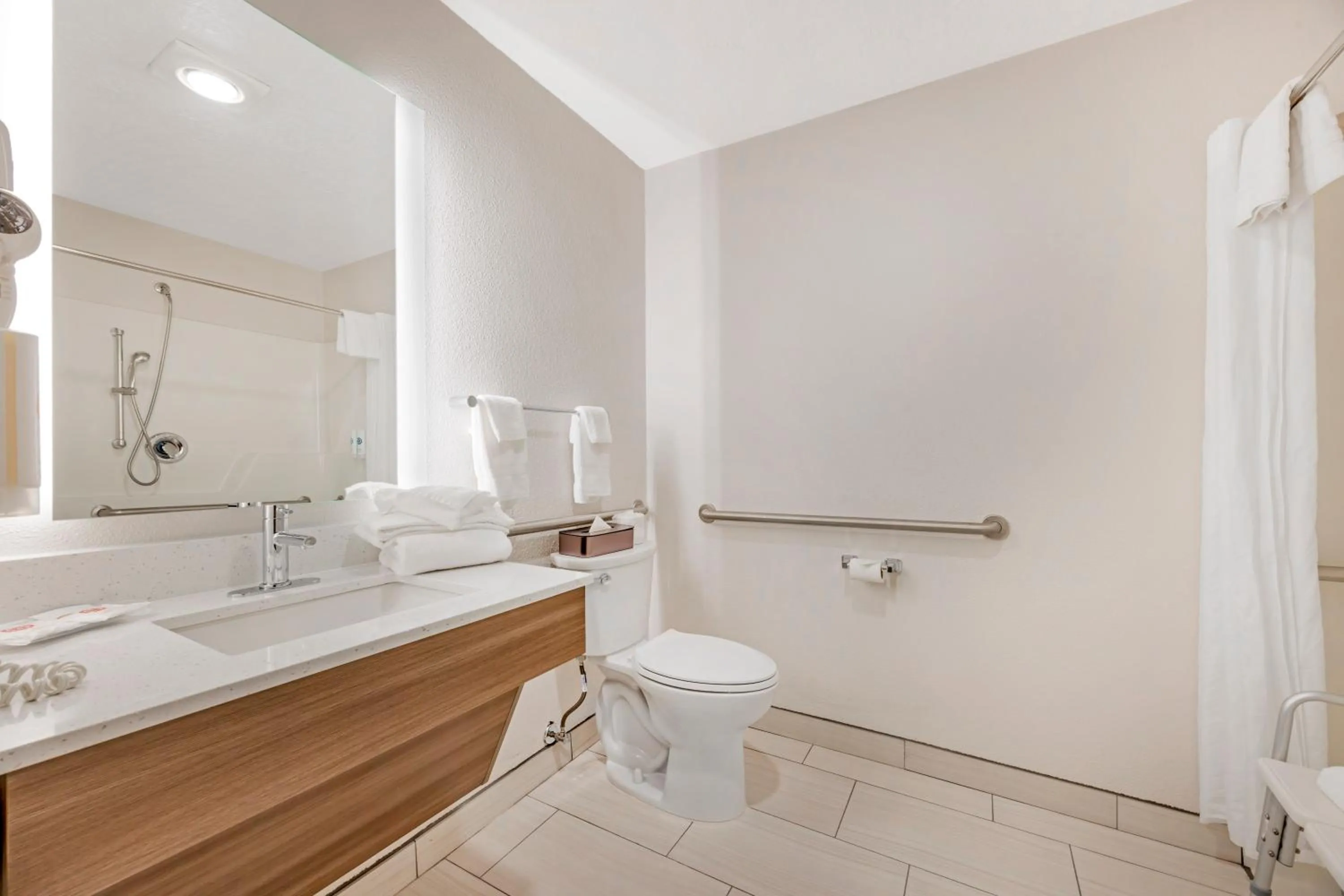 Comfort Suites Salem