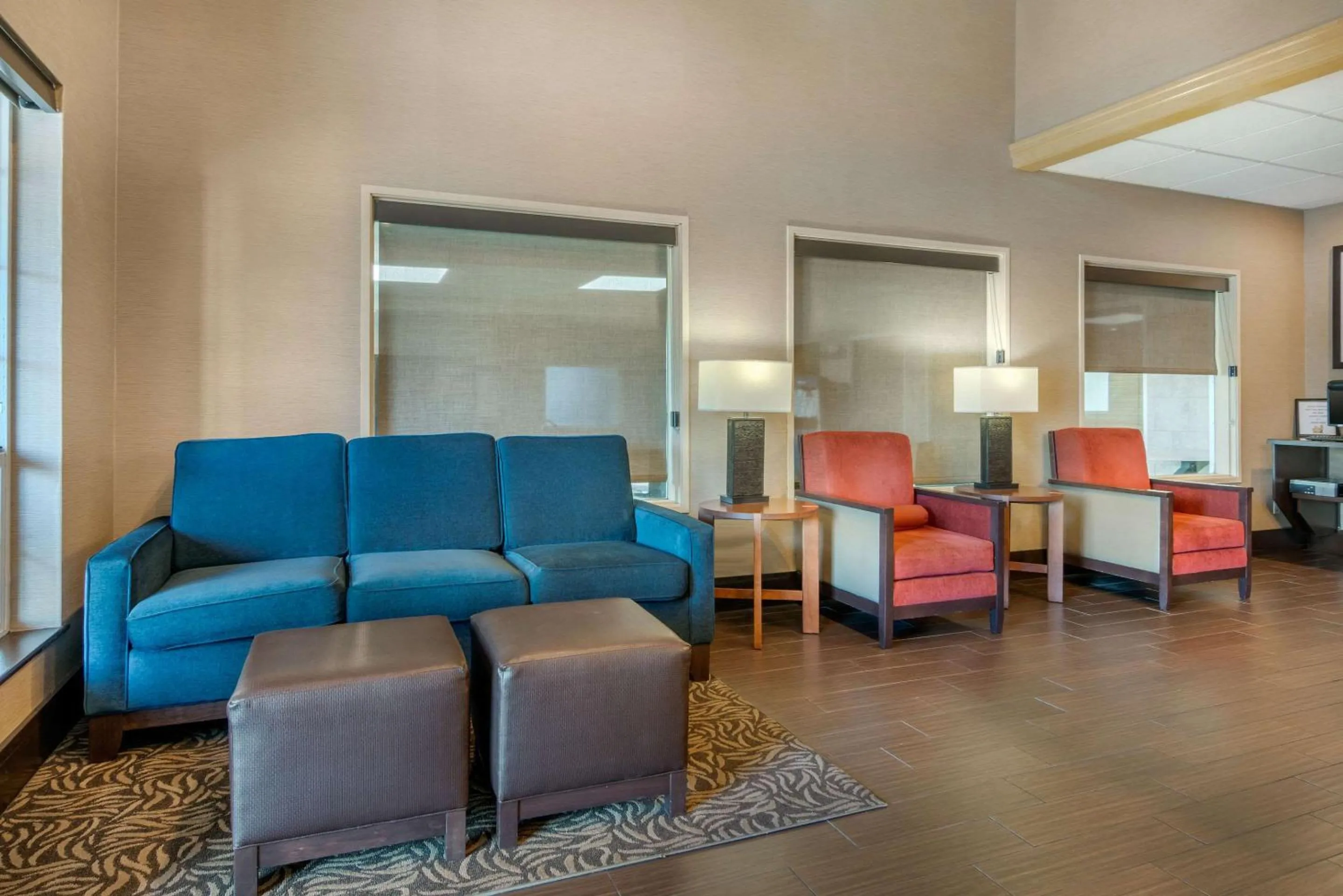Lobby or reception in Comfort Inn Columbia Gorge