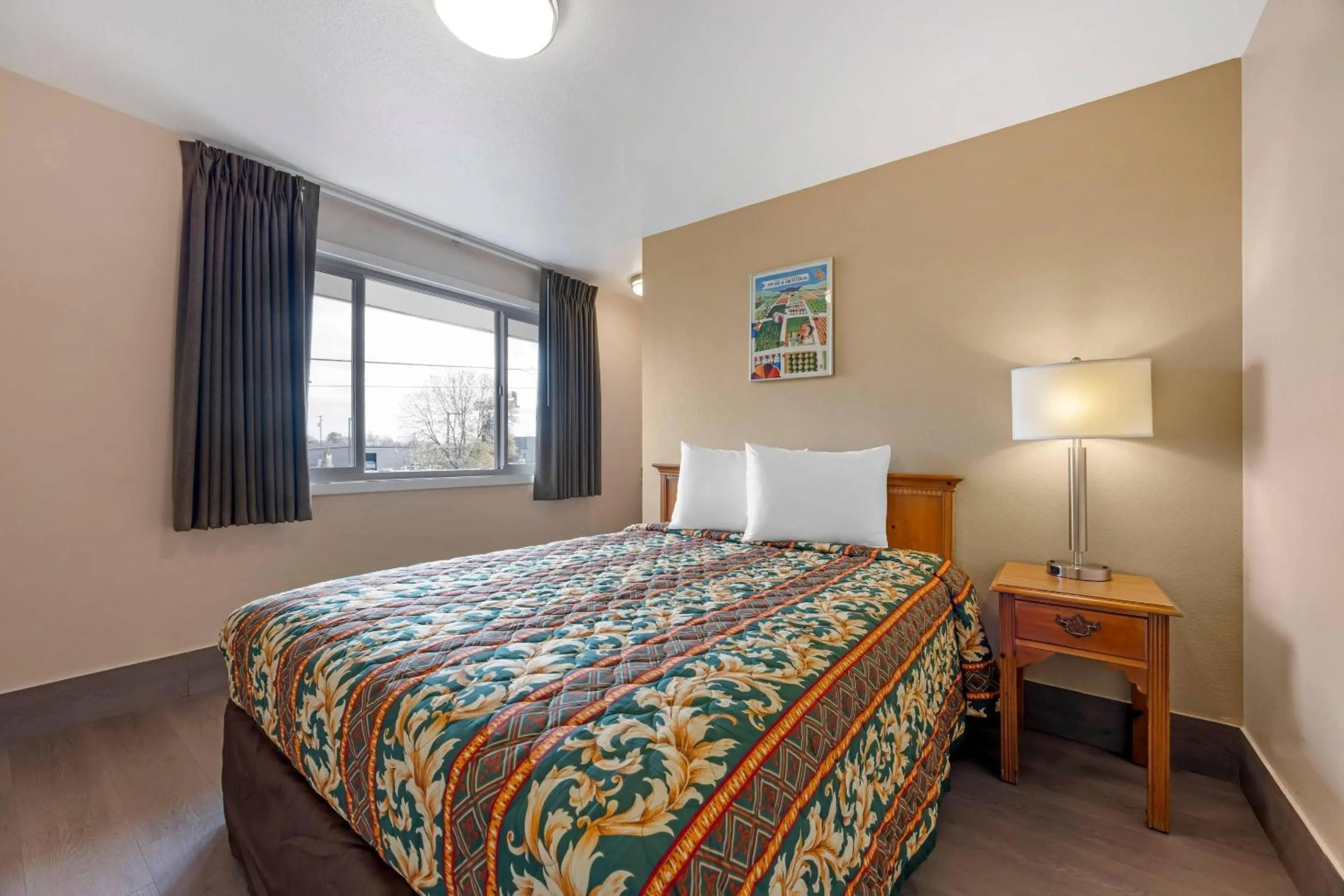 Bedroom, Bed in Rodeway Inn Albany