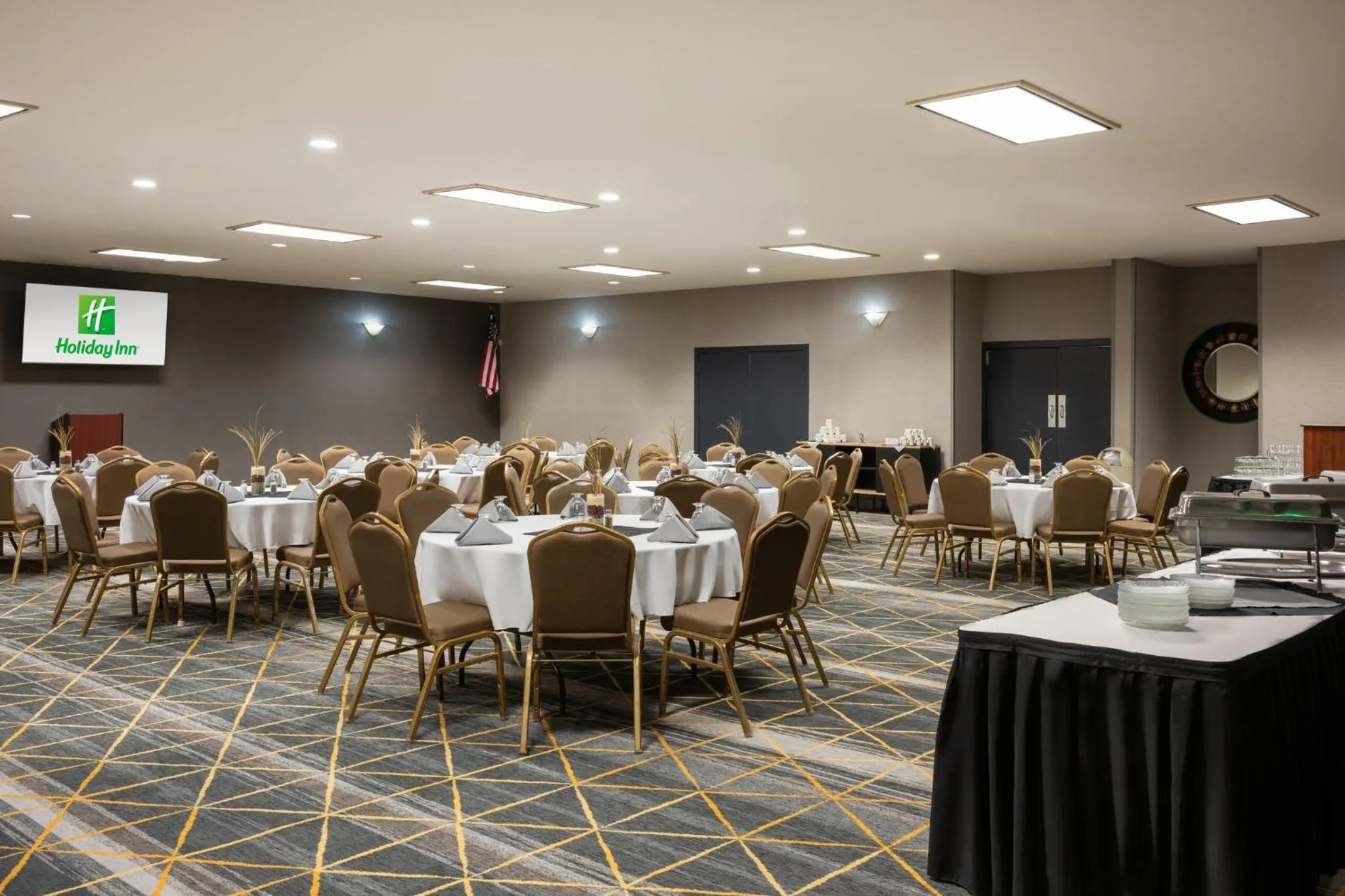 Meeting/conference room in Holiday Inn Ontario by IHG
