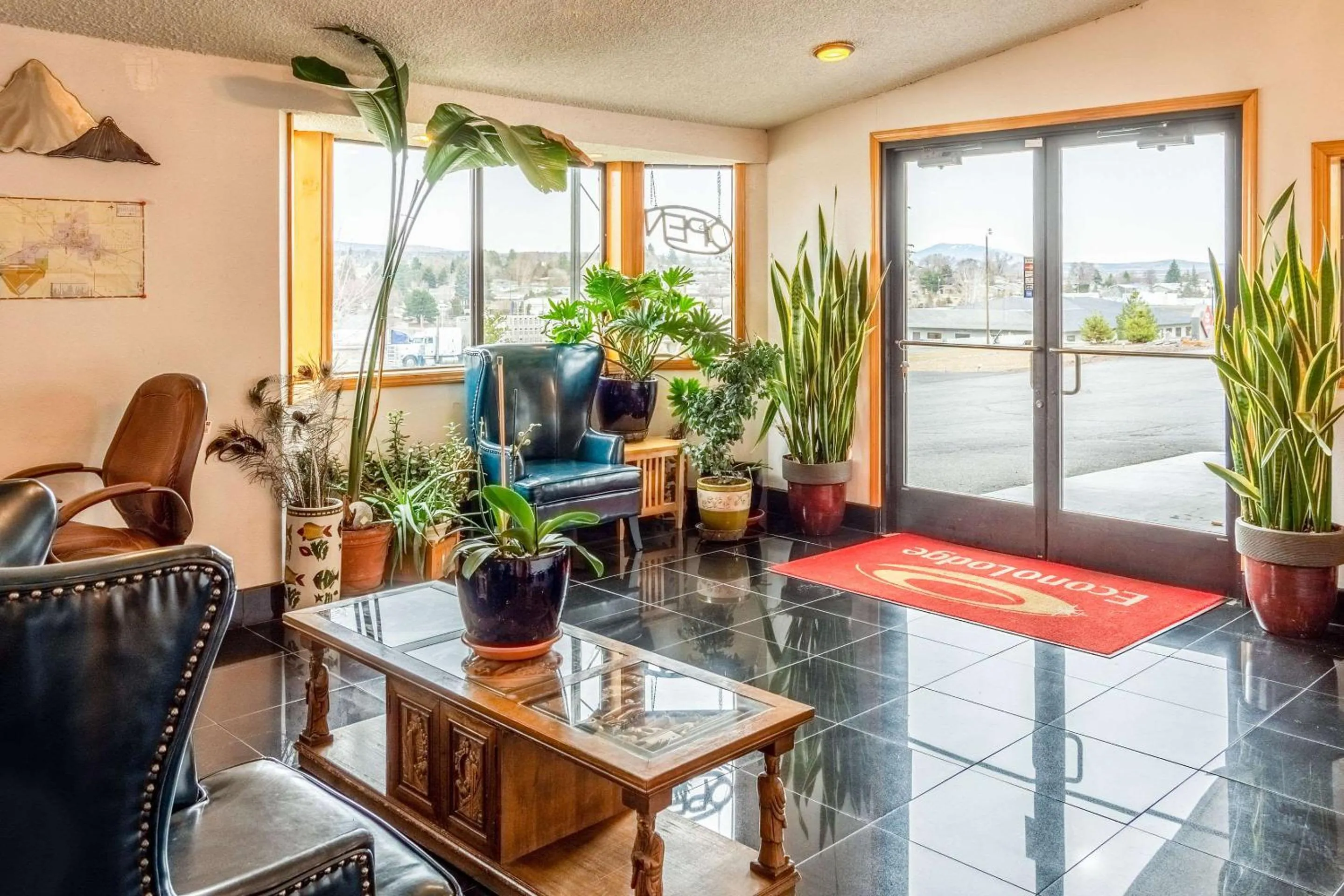 Lobby or reception in Econo Lodge Inn & Suites Madras