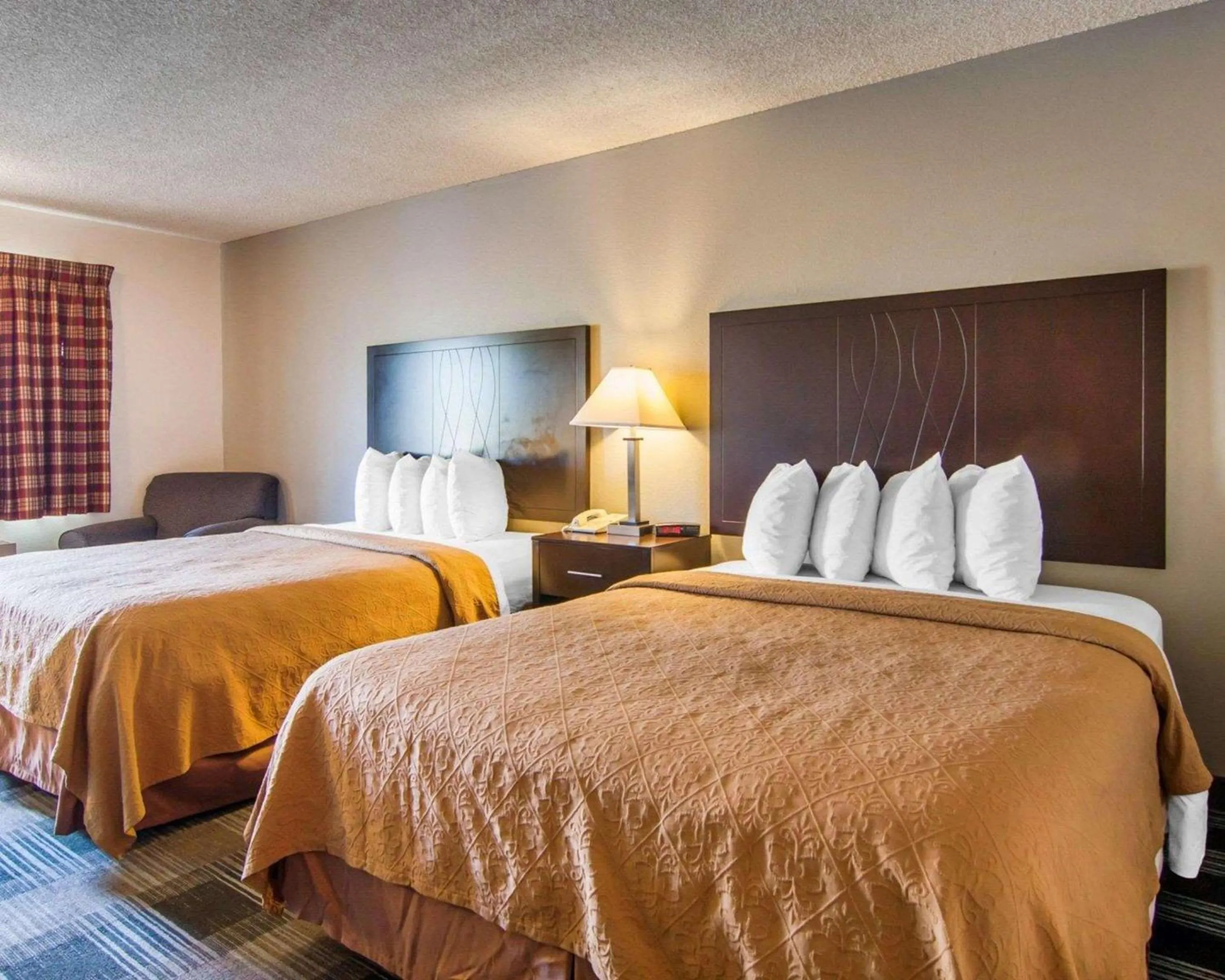 Photo of the whole room in Quality Inn Tigard Portland Southwest