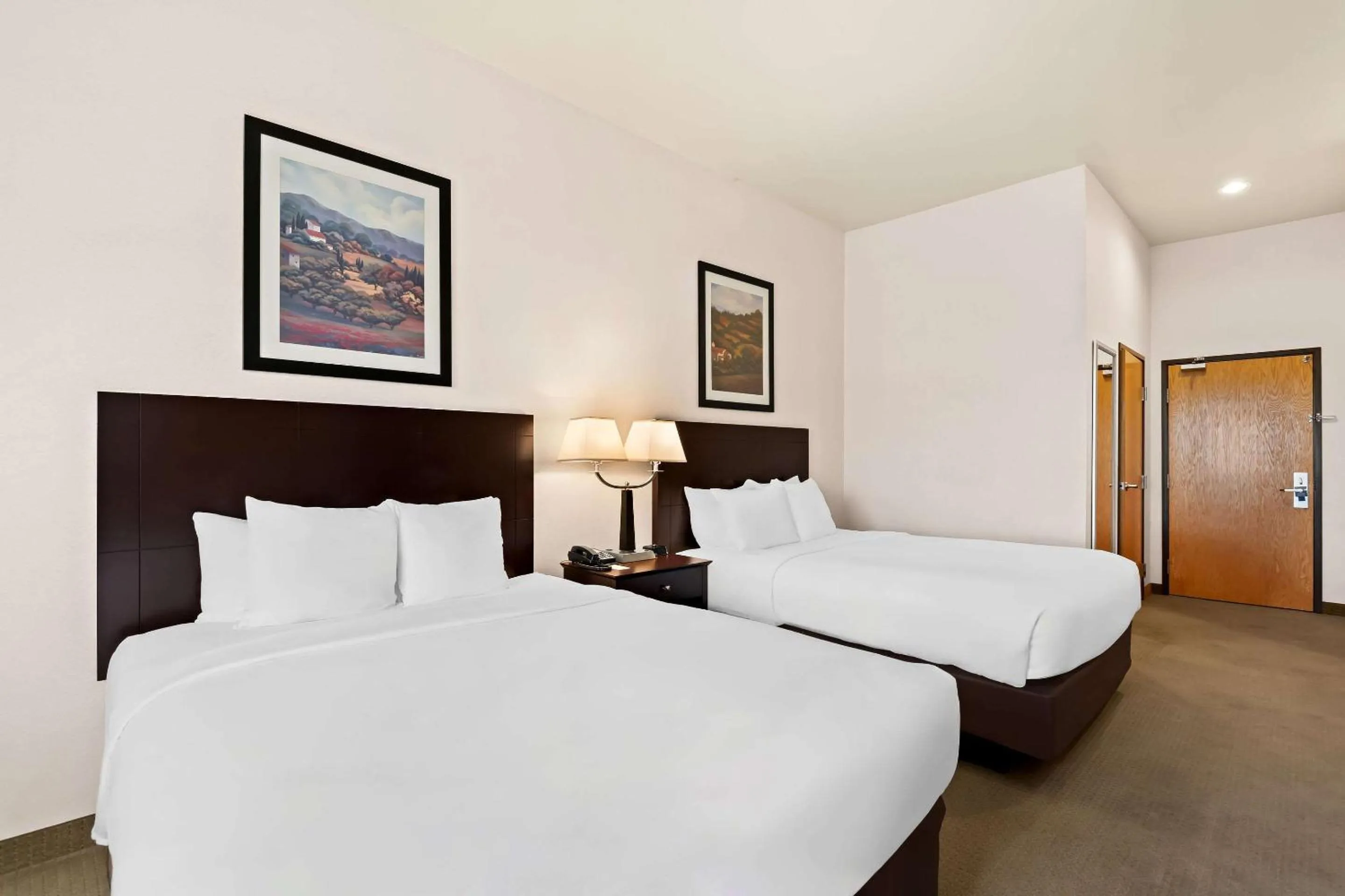 Bedroom, Bed in Comfort Inn & Suites Creswell