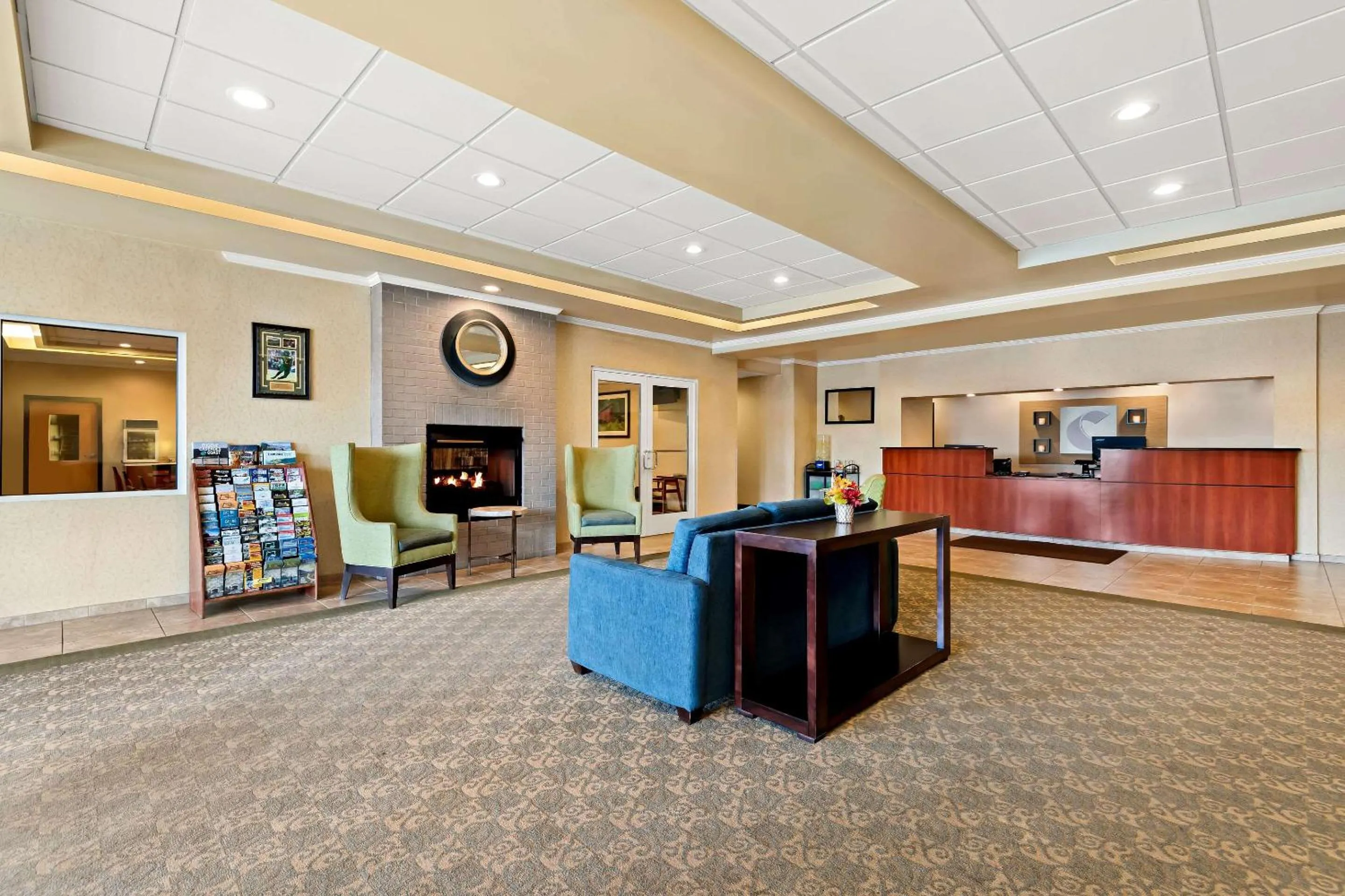 Lobby or reception in Comfort Inn & Suites Creswell