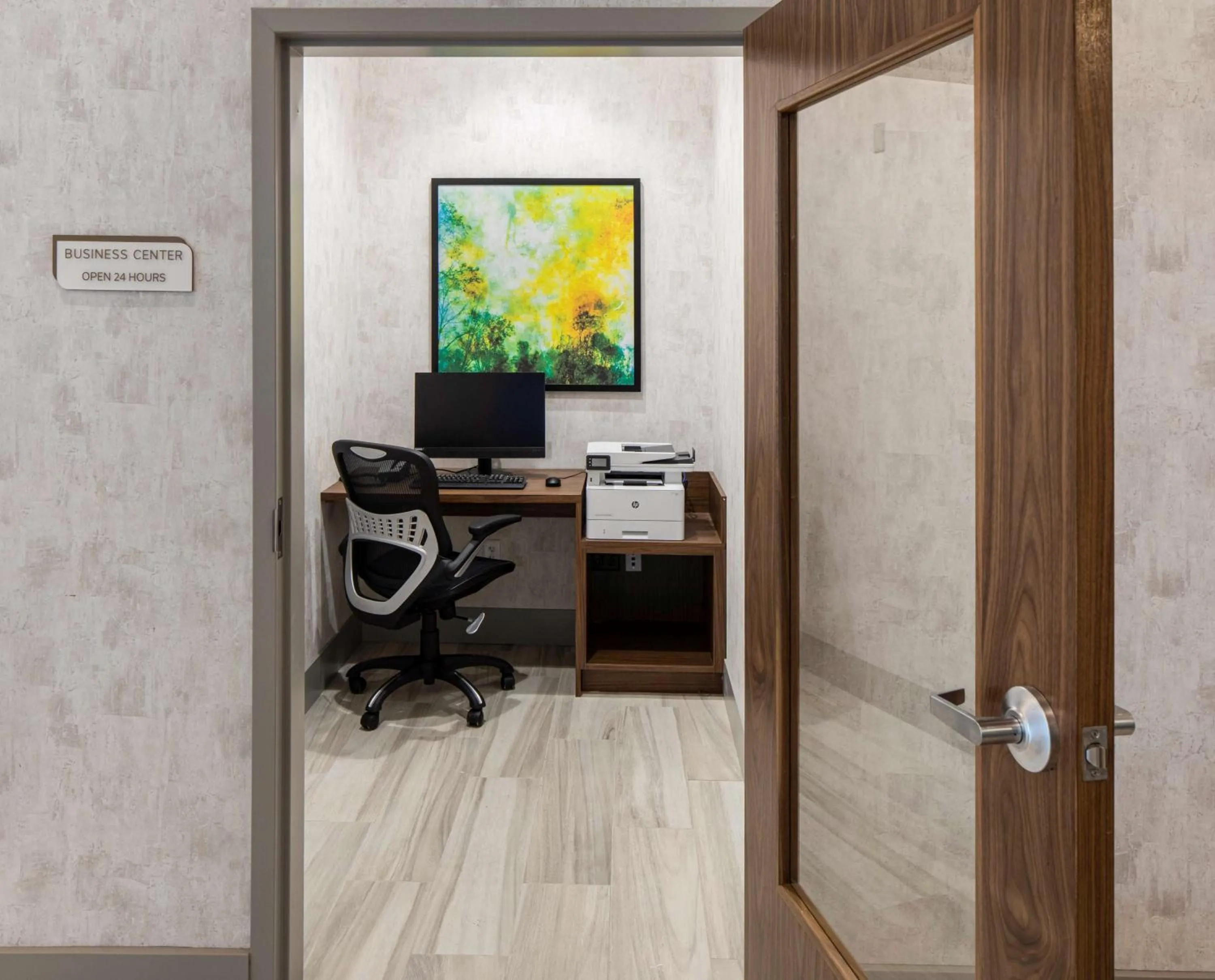 Business facilities in Hilton Garden Inn Wilsonville Portland