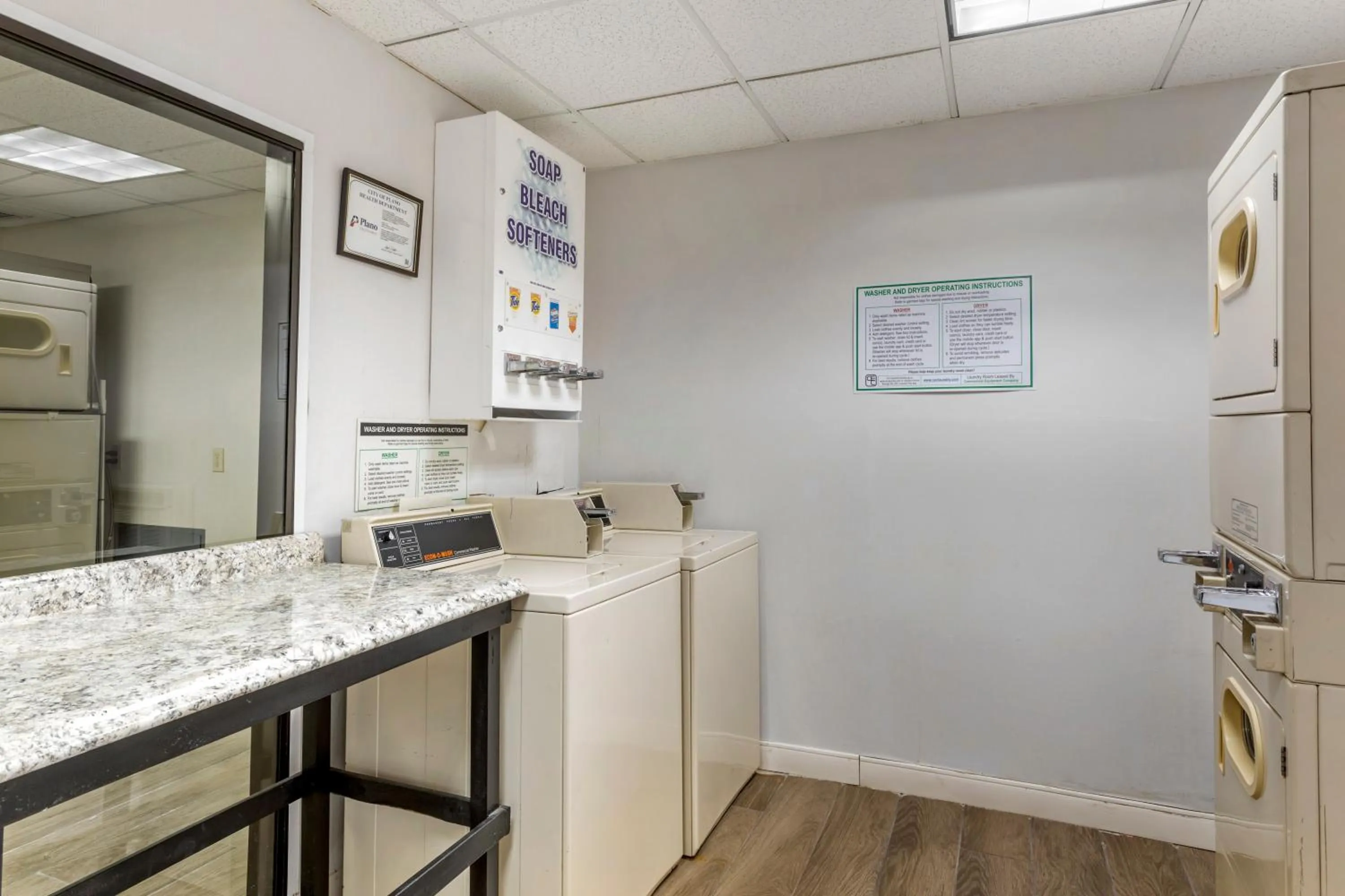 laundry in Comfort Inn Plano-Dallas