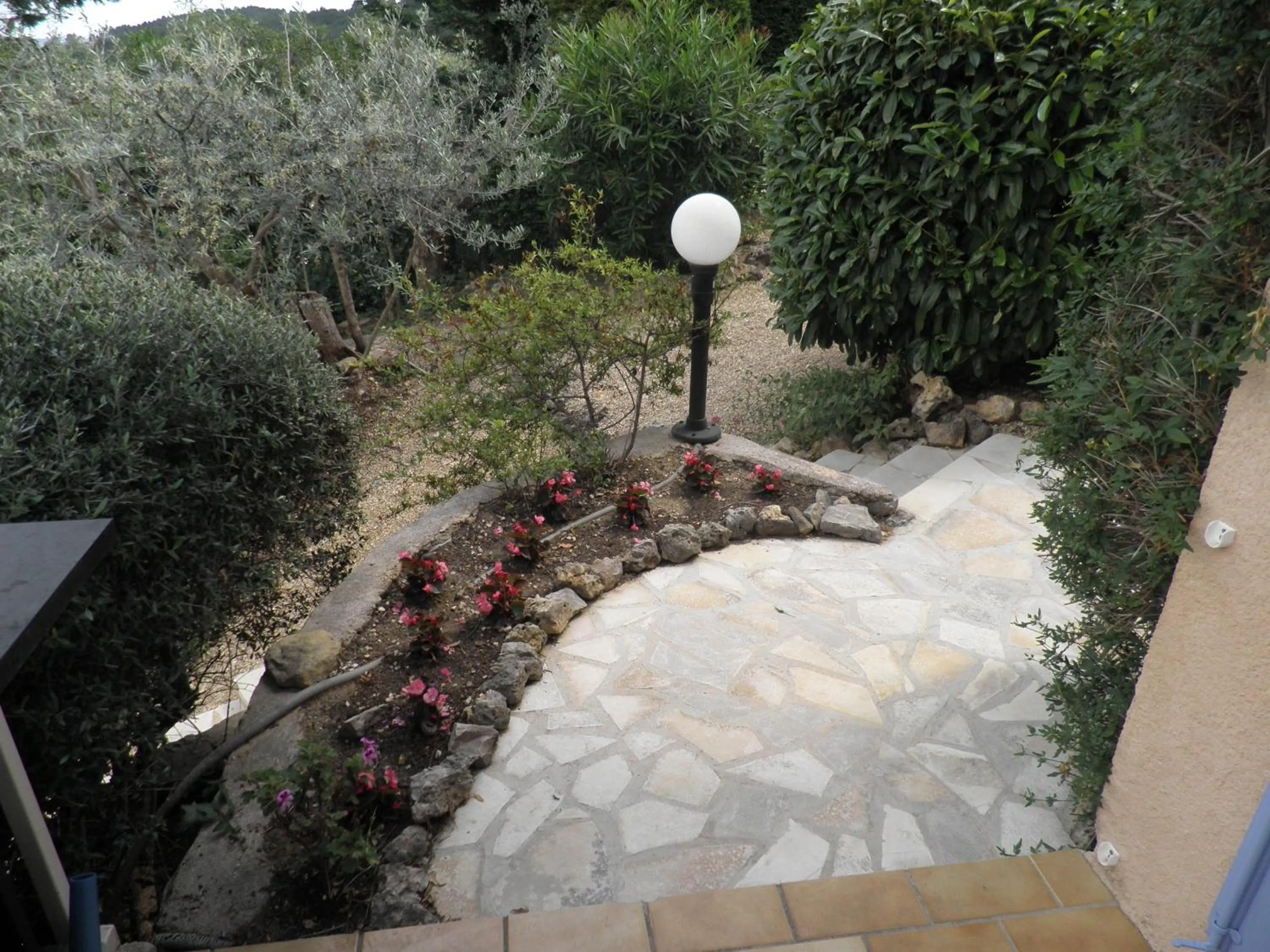 Property building in Villa Magnolia