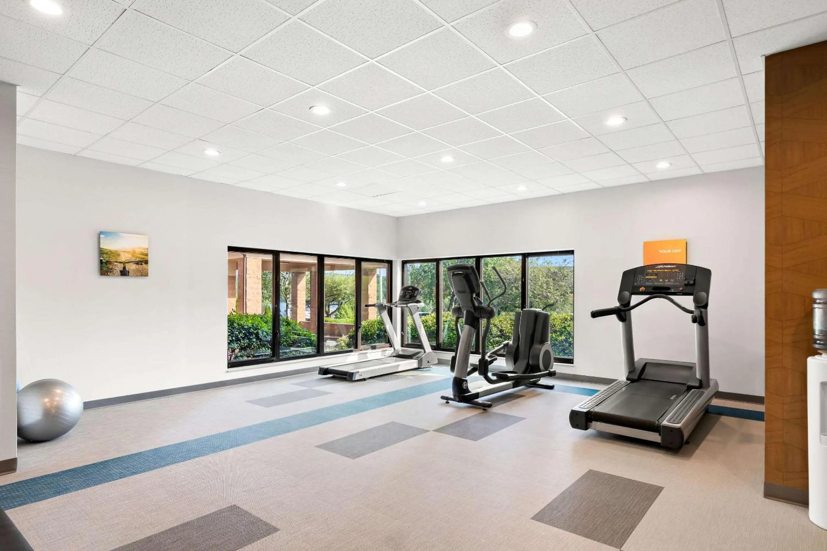 Fitness centre/facilities in Comfort Inn Pocono Lakes Region
