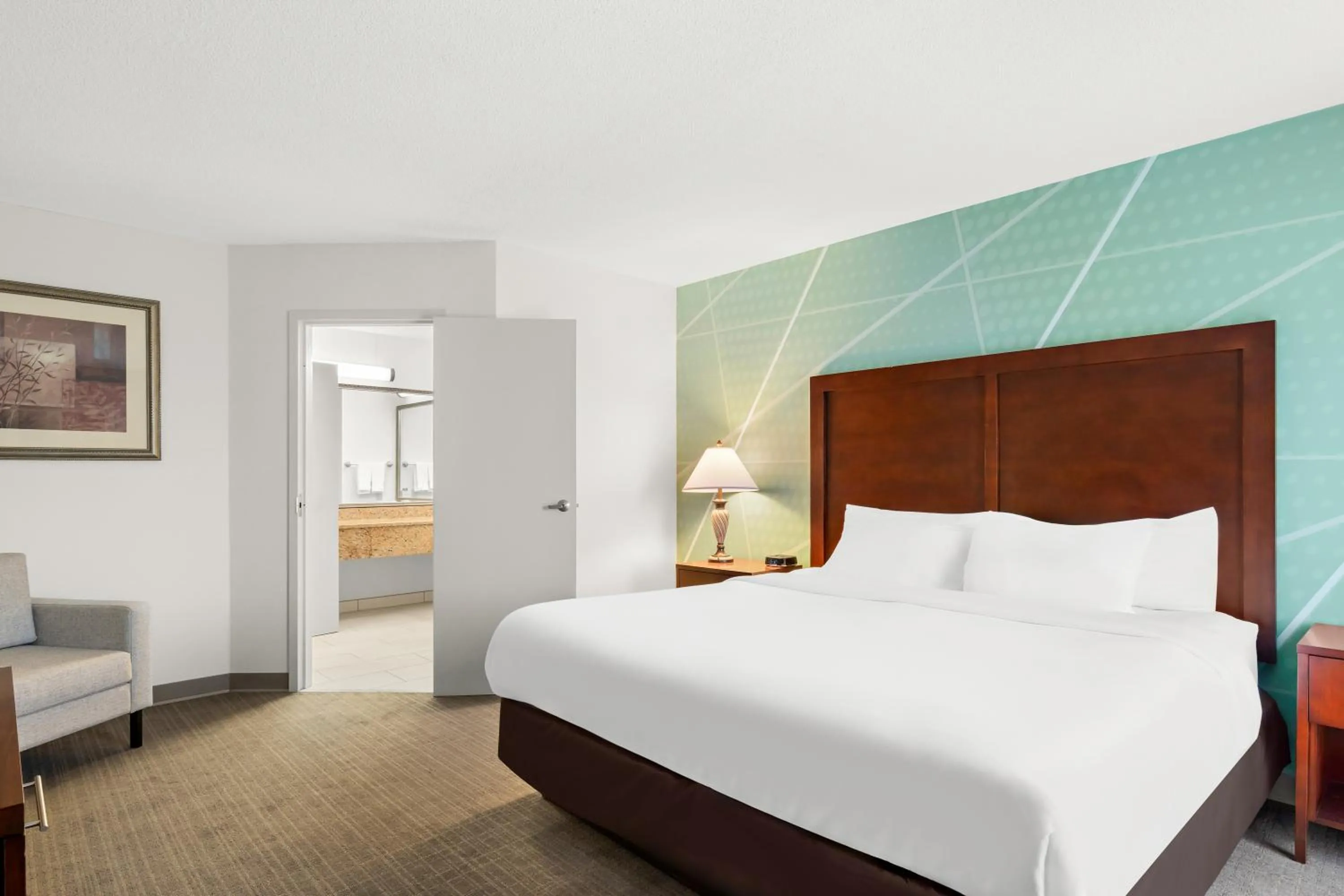 Bed in Comfort Inn Pocono Lakes Region