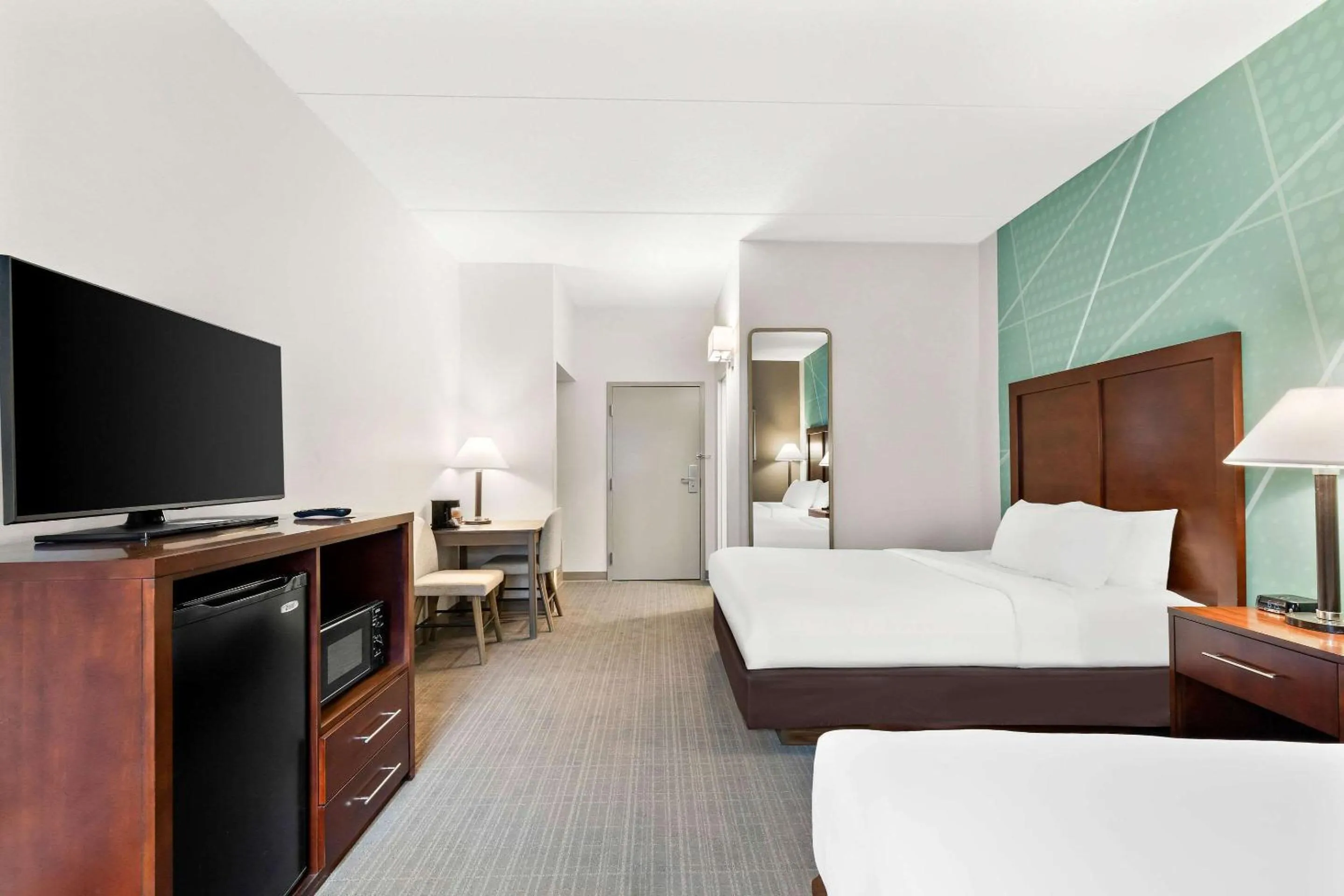 Bedroom, Bed in Comfort Inn Pocono Lakes Region