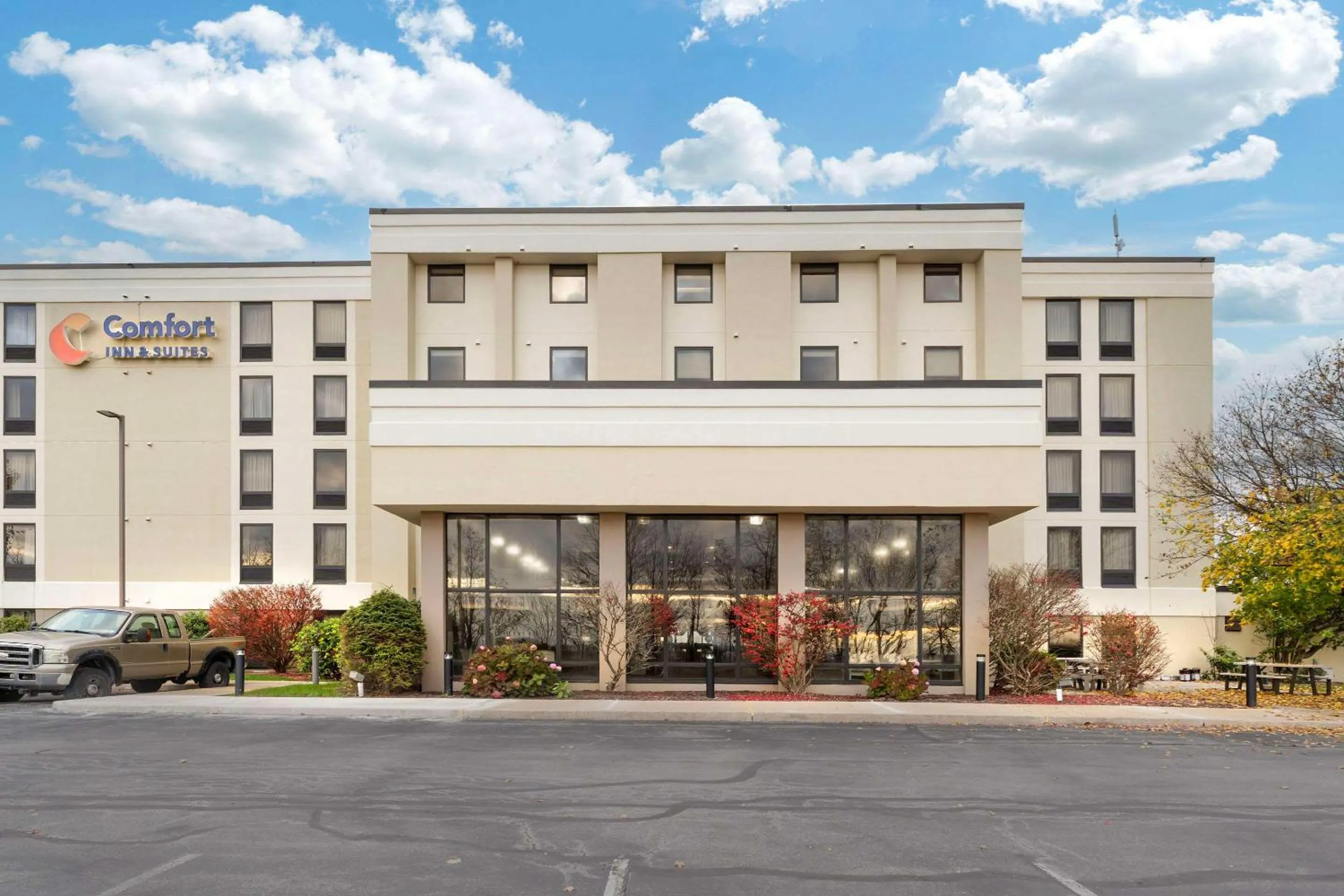 Property building in Comfort Inn & Suites