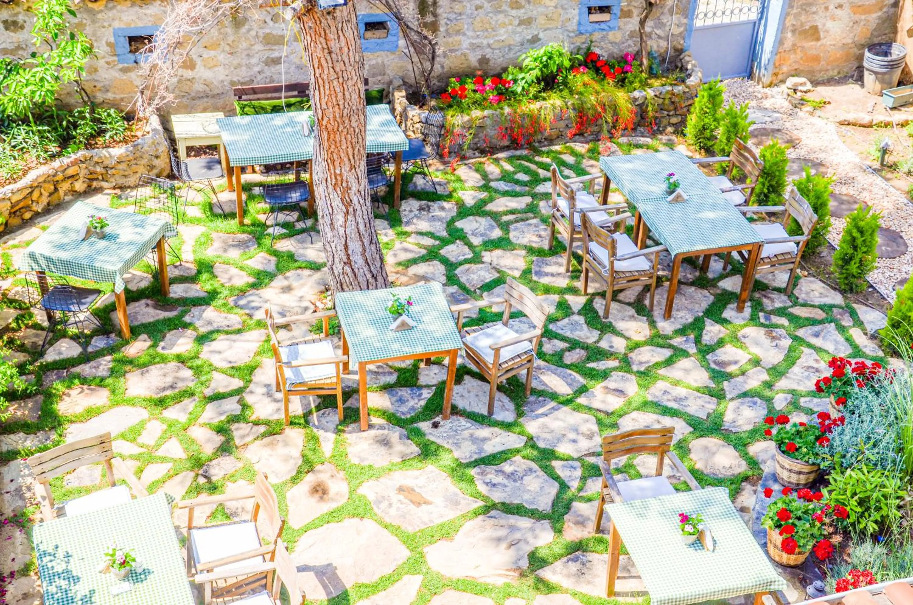 Garden view in Adatepe Otel