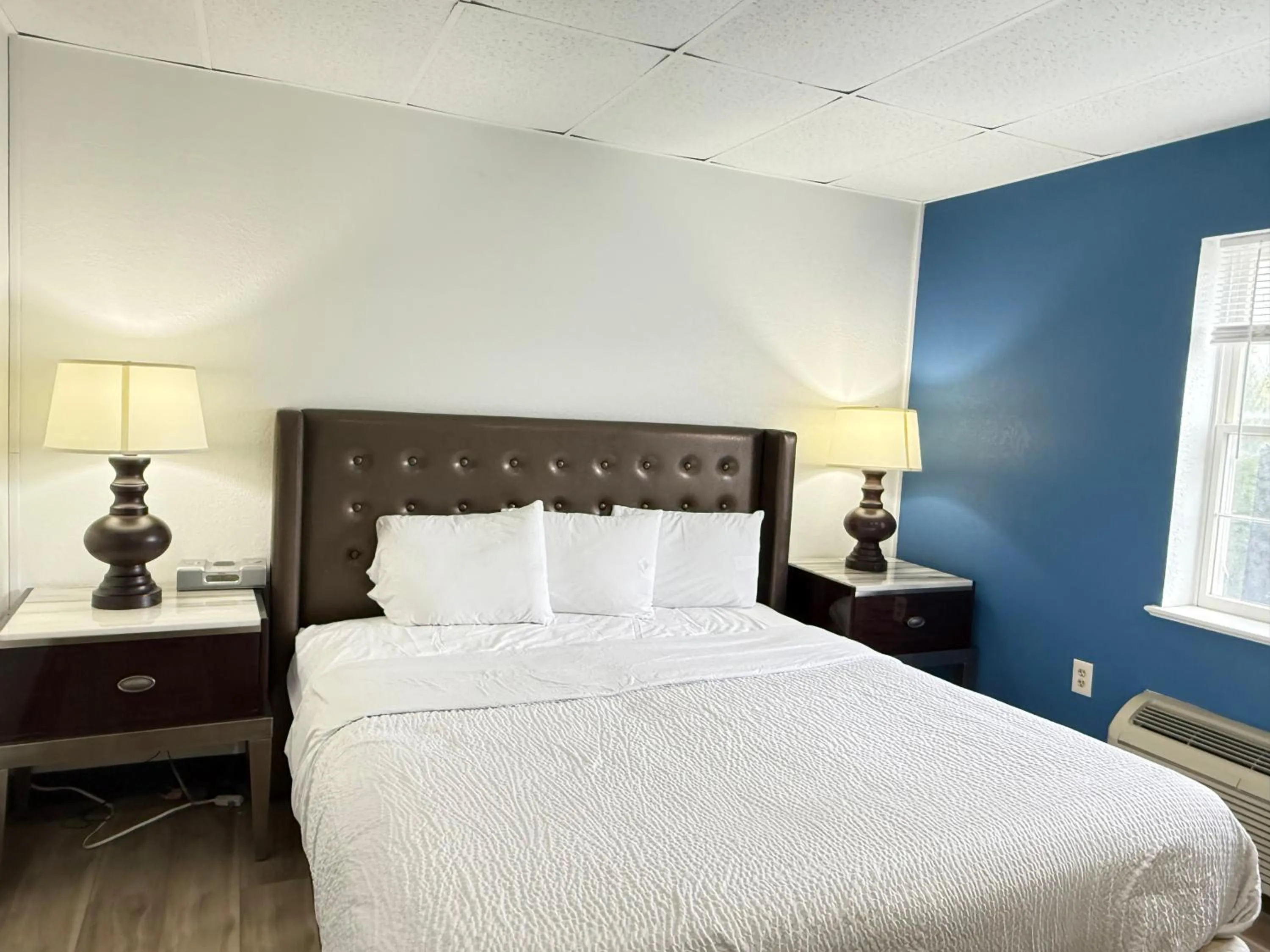 Bed in Baymont by Wyndham Lancaster PA Dutch Country