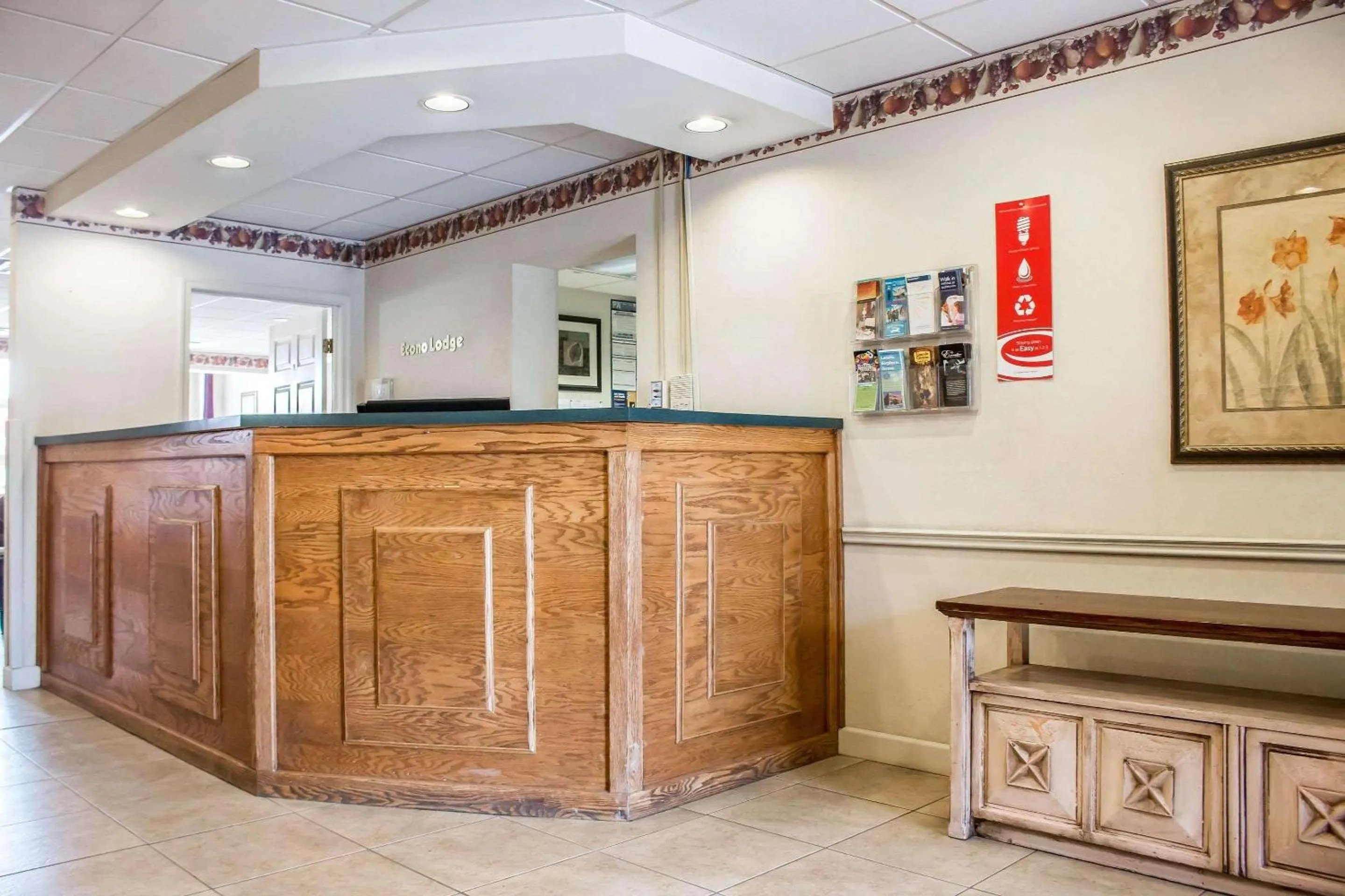 Lobby or reception in Econo Lodge Williamsport