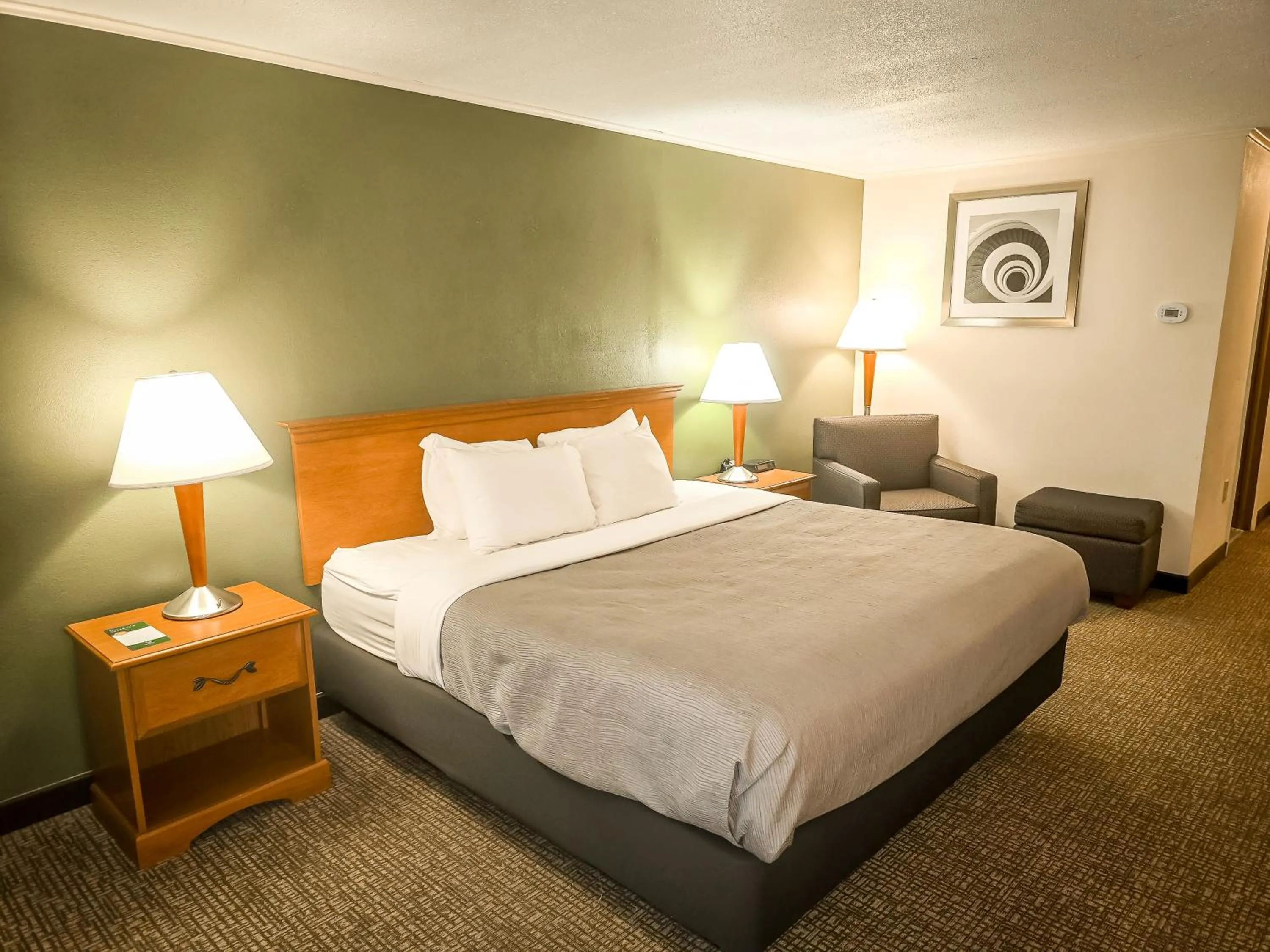 Bedroom, Bed in Quality Inn Selinsgrove