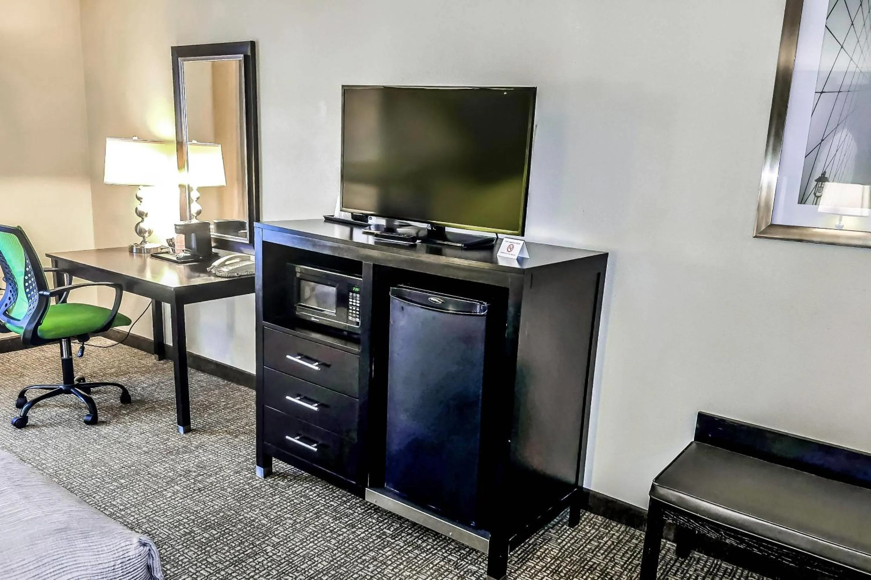 Bedroom in Quality Inn Selinsgrove