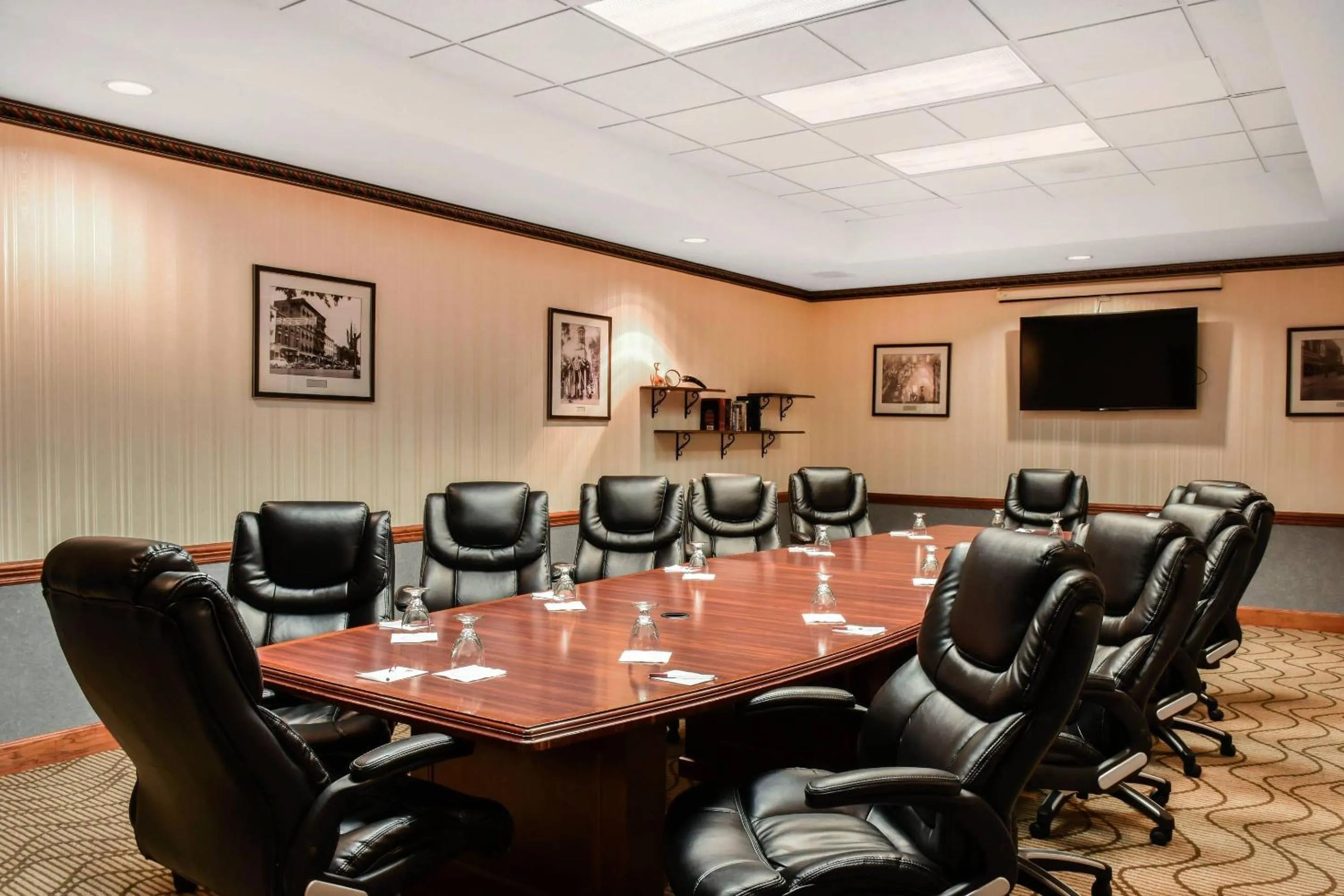 Meeting/conference room in Comfort Suites Downtown Carlisle