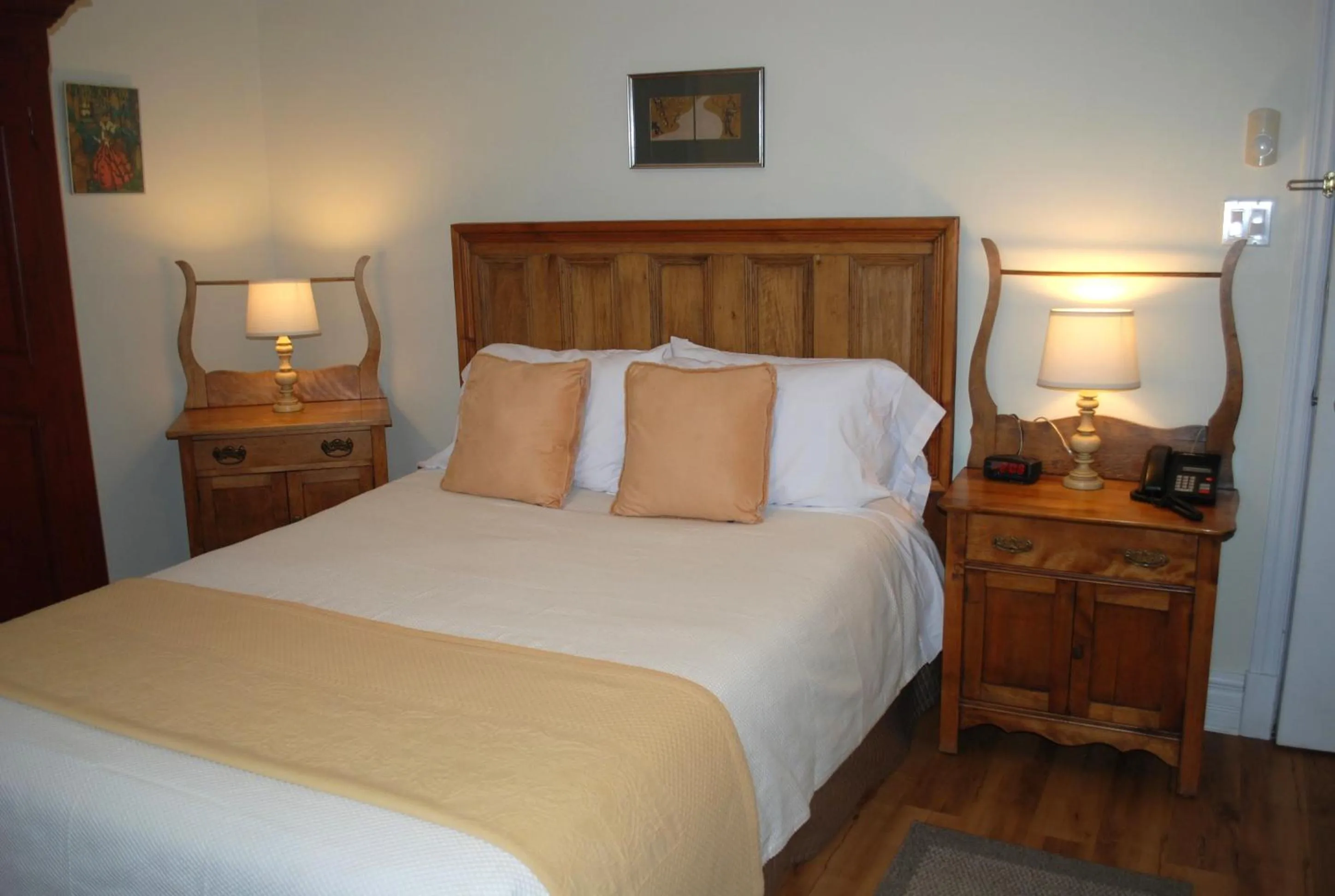 Bed in AUBERGE Knowlton