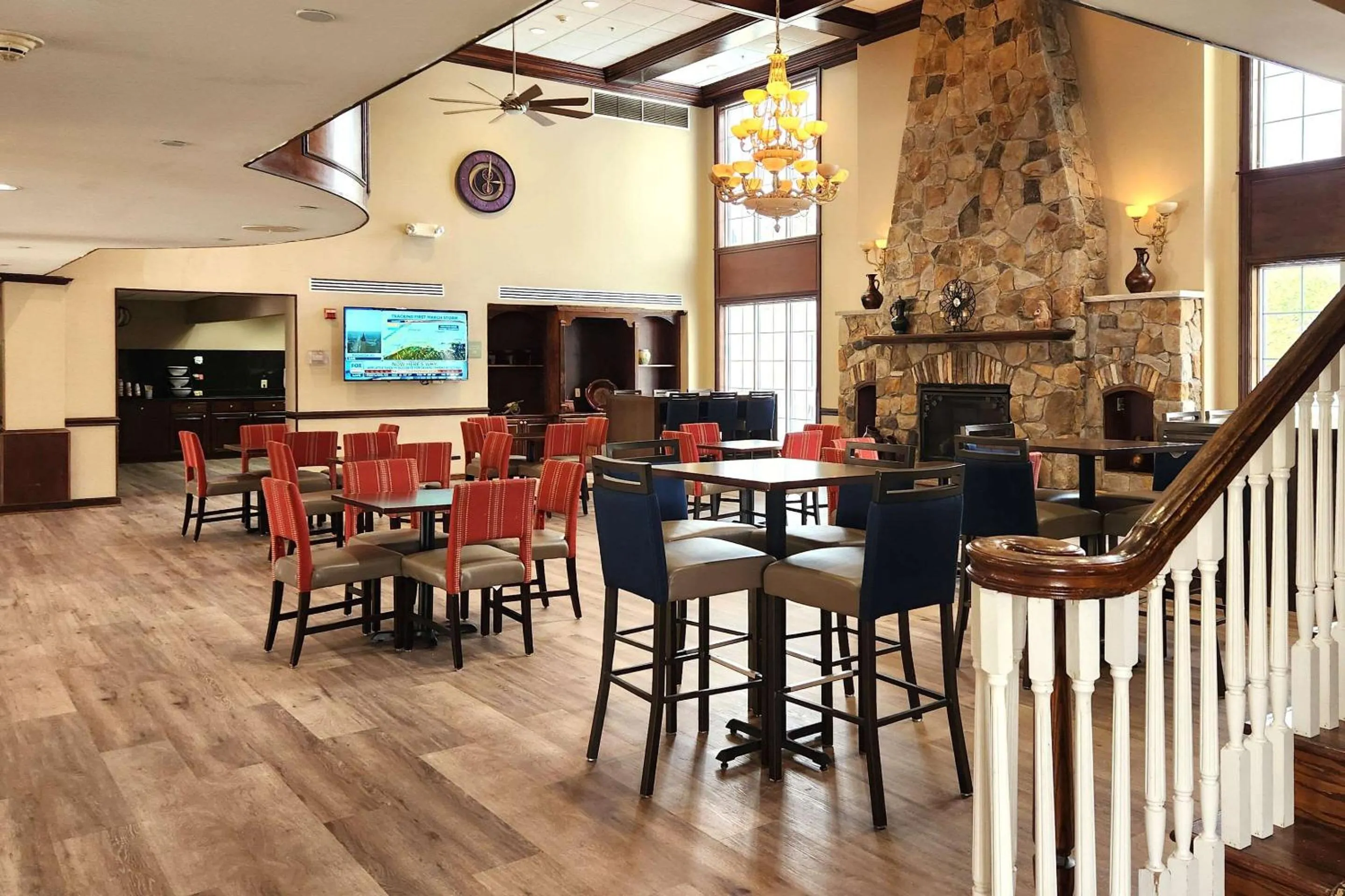 Breakfast in Comfort Inn & Suites Mount Pocono