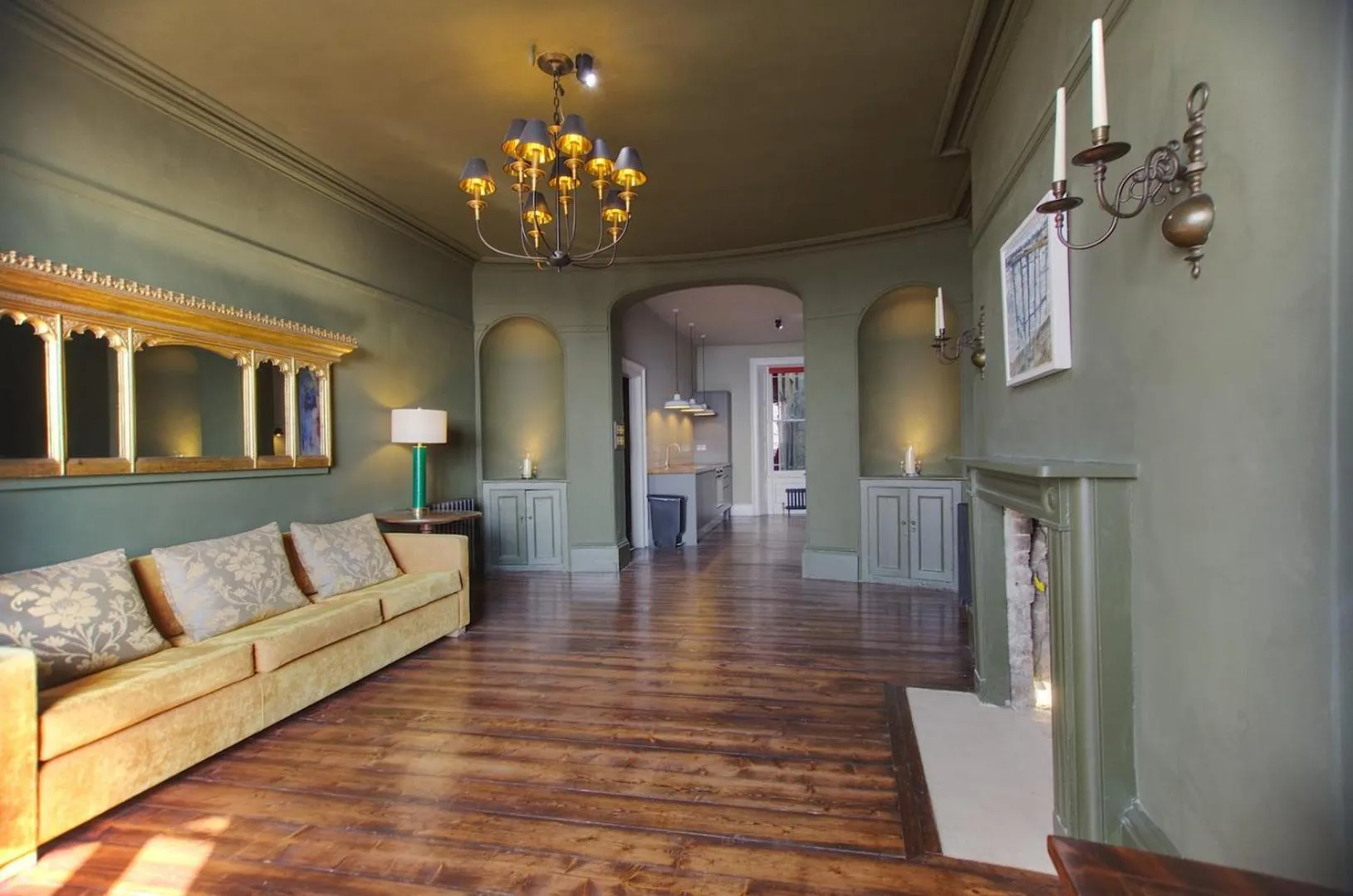 Living room in The Artists Retreat - Hastings