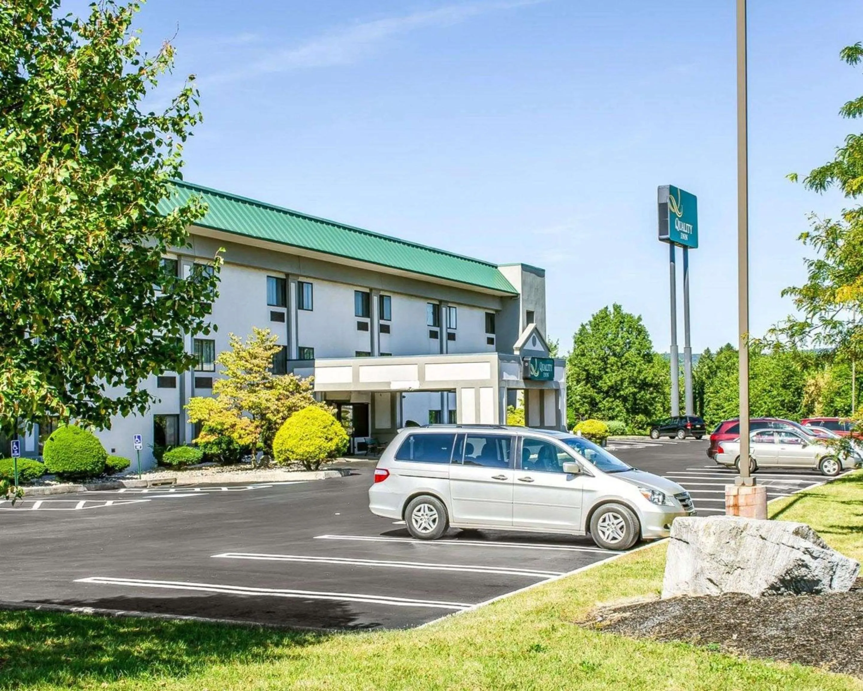 Property building in Quality Inn Harrisburg - Hershey Area