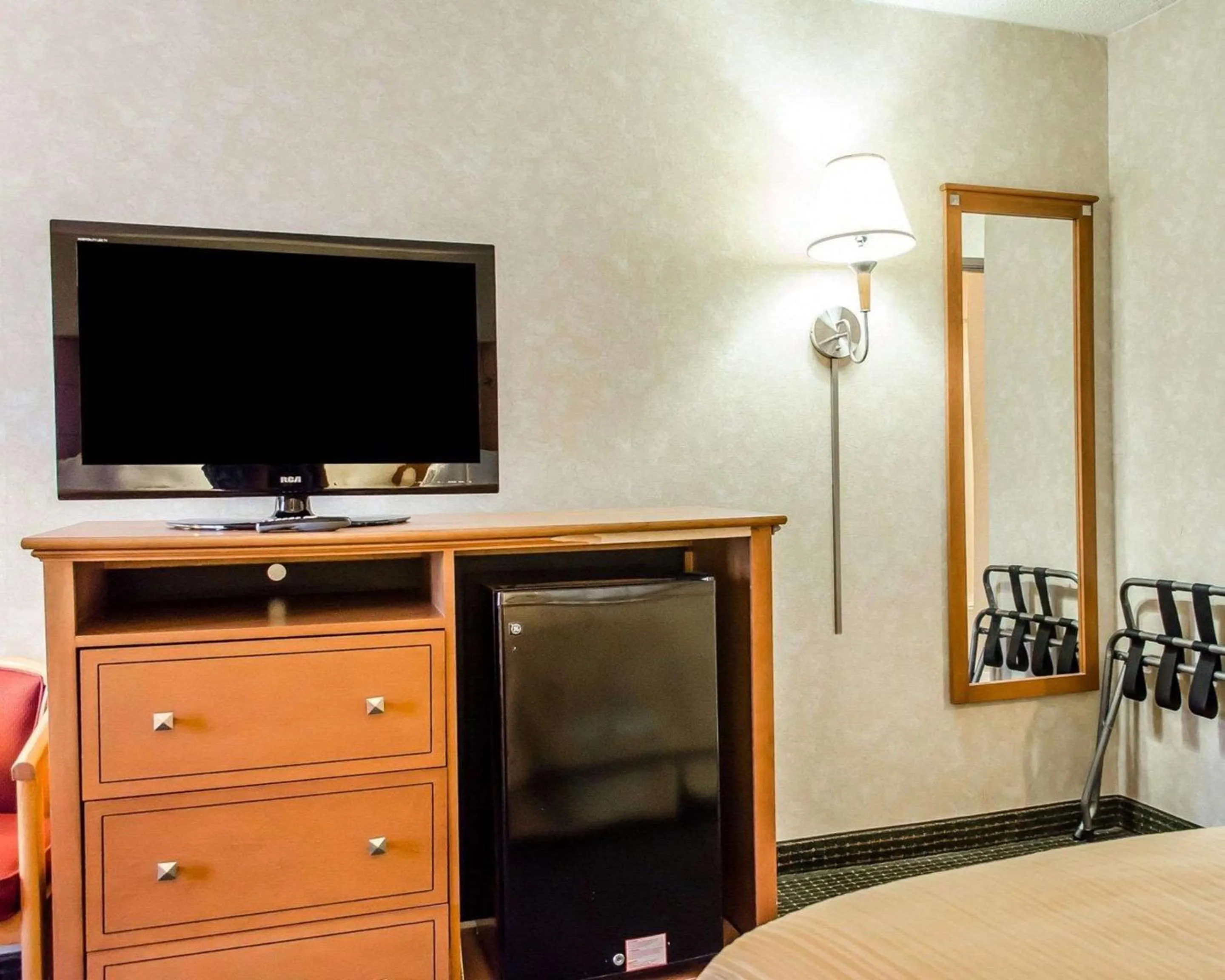 Photo of the whole room in Quality Inn Harrisburg - Hershey Area