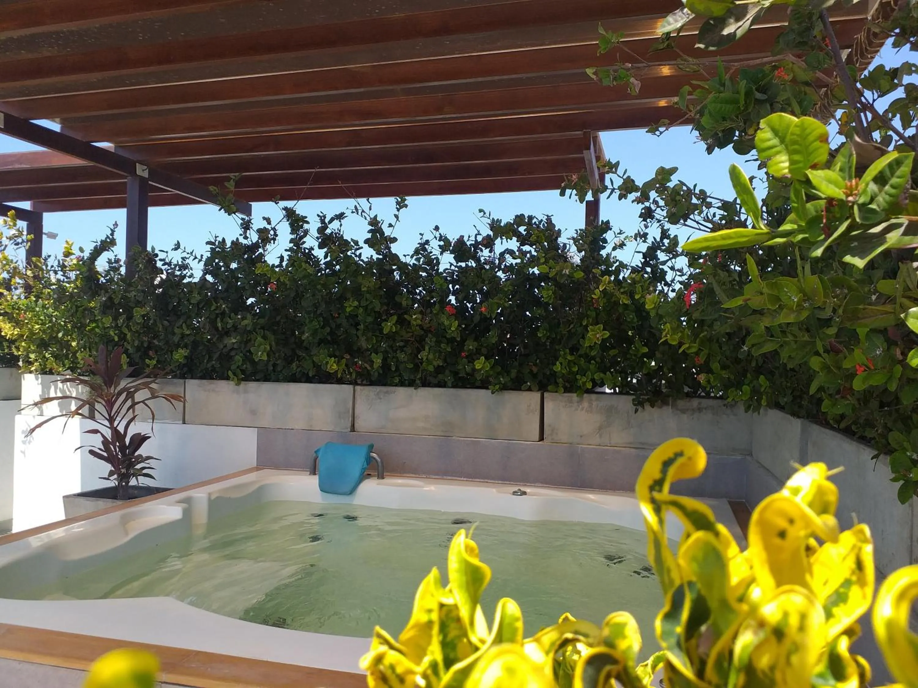 Staff in Akuamarina Hotel