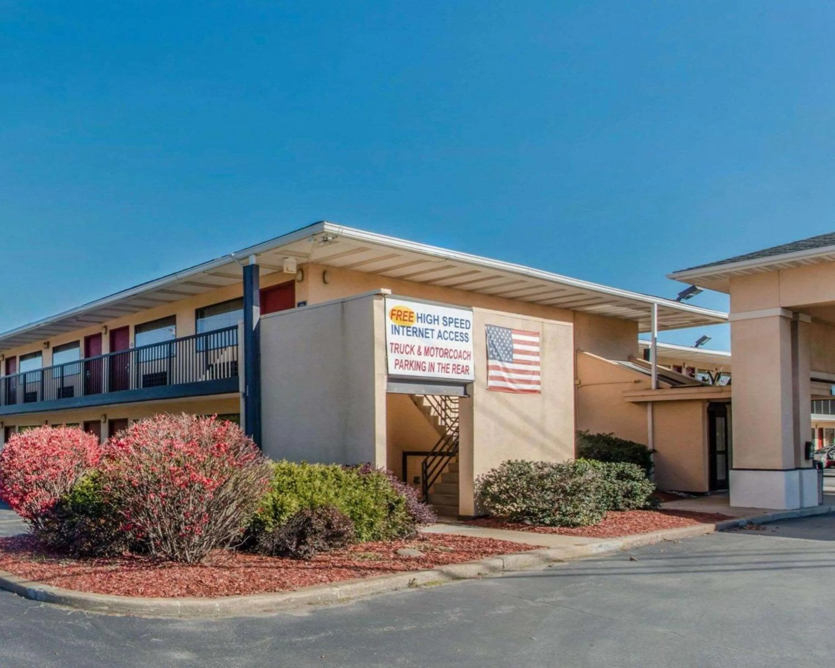 Property Building in Quality Inn Barkeyville