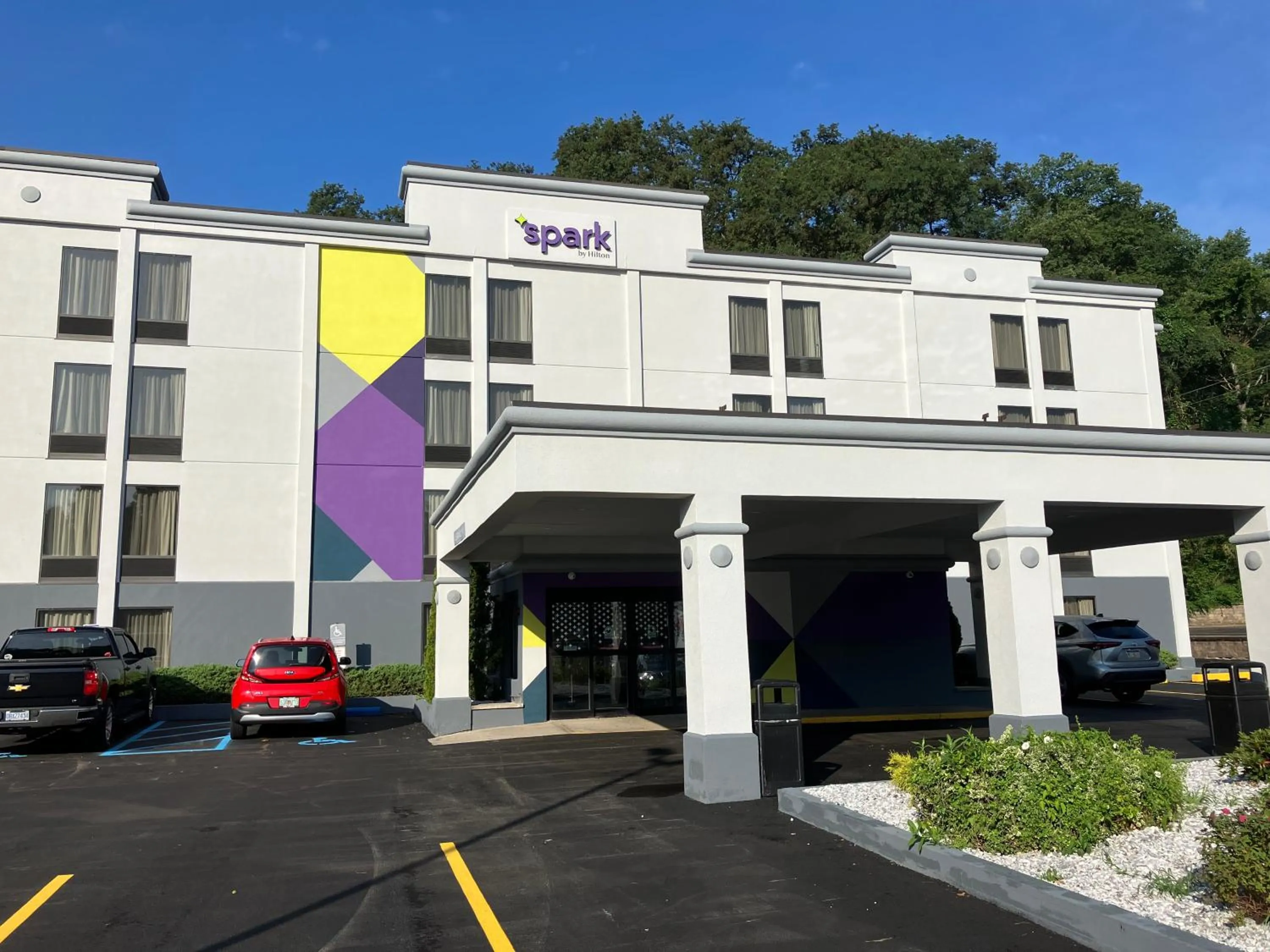 Property building in Spark by Hilton Clarks Summit