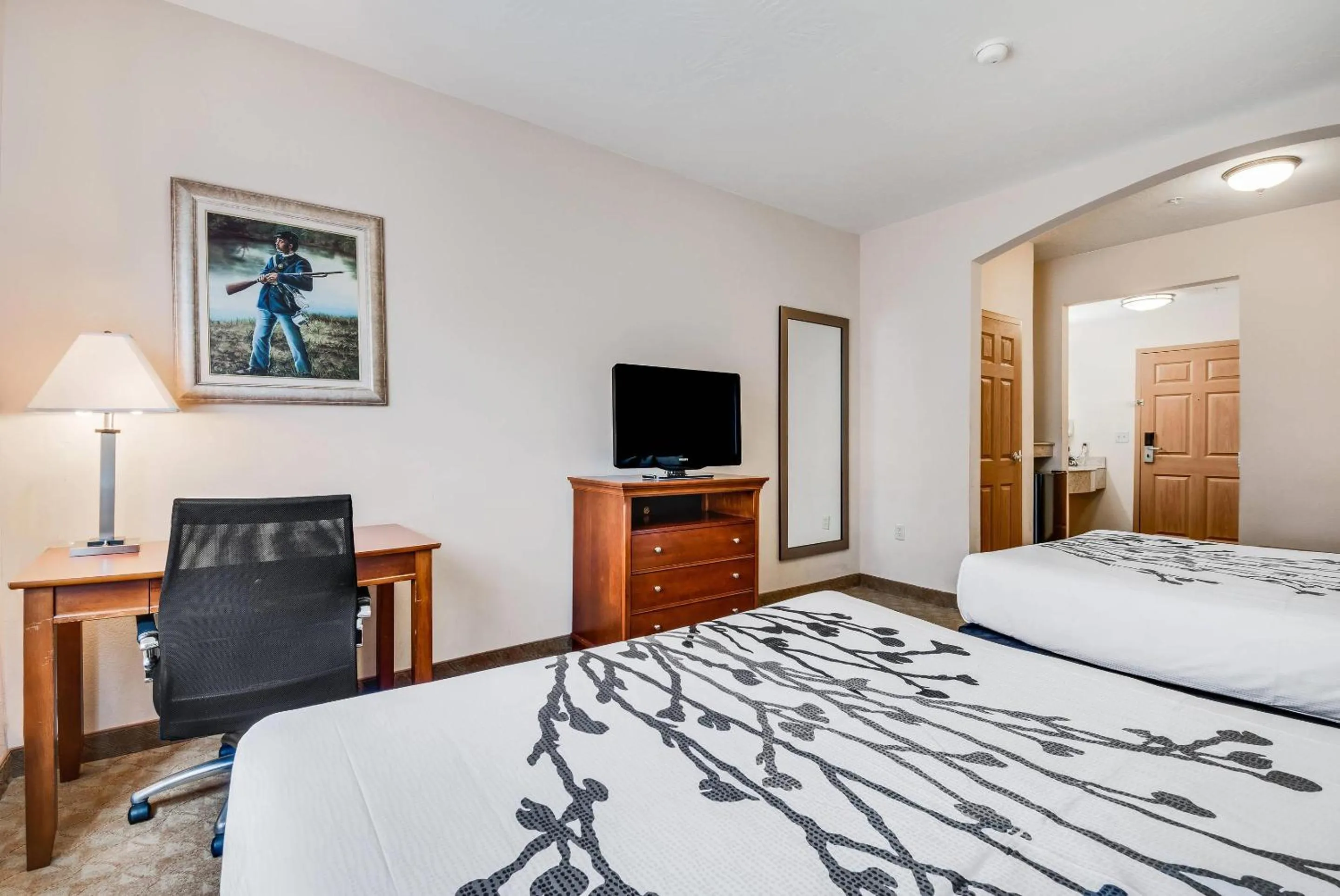 Bedroom, Bed in Sleep Inn & Suites Gettysburg